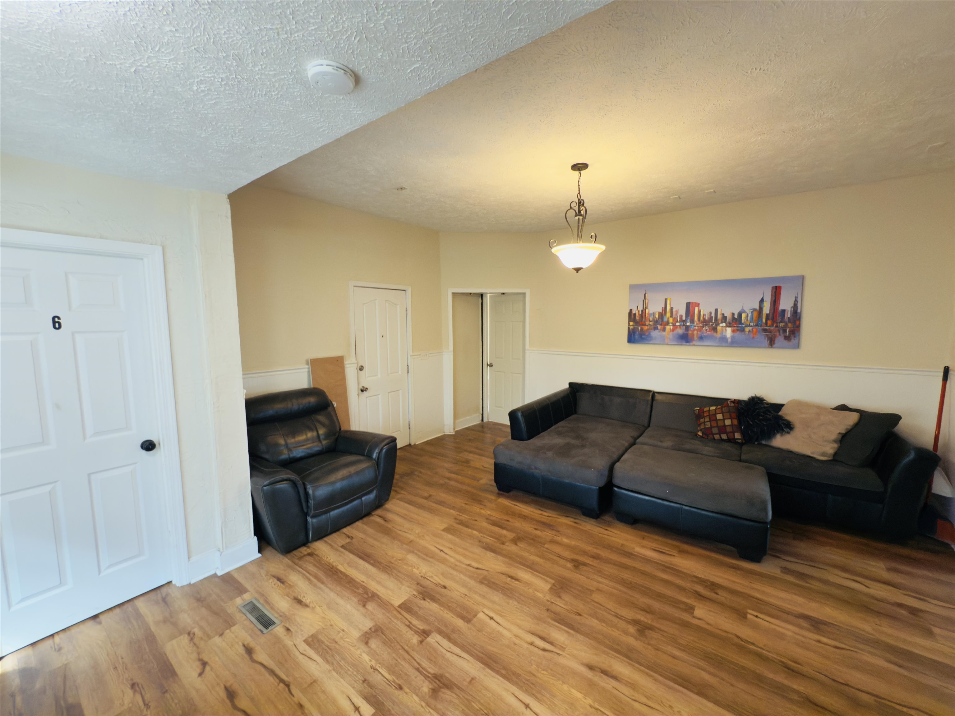 2823 W Sharp Ave - Photo 12