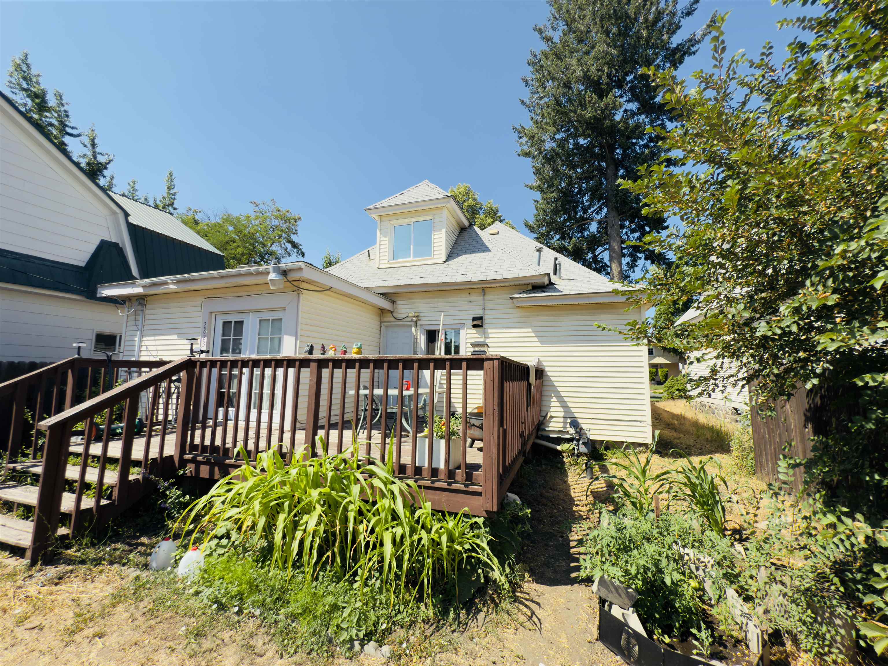 2823 W Sharp Ave - Photo 21