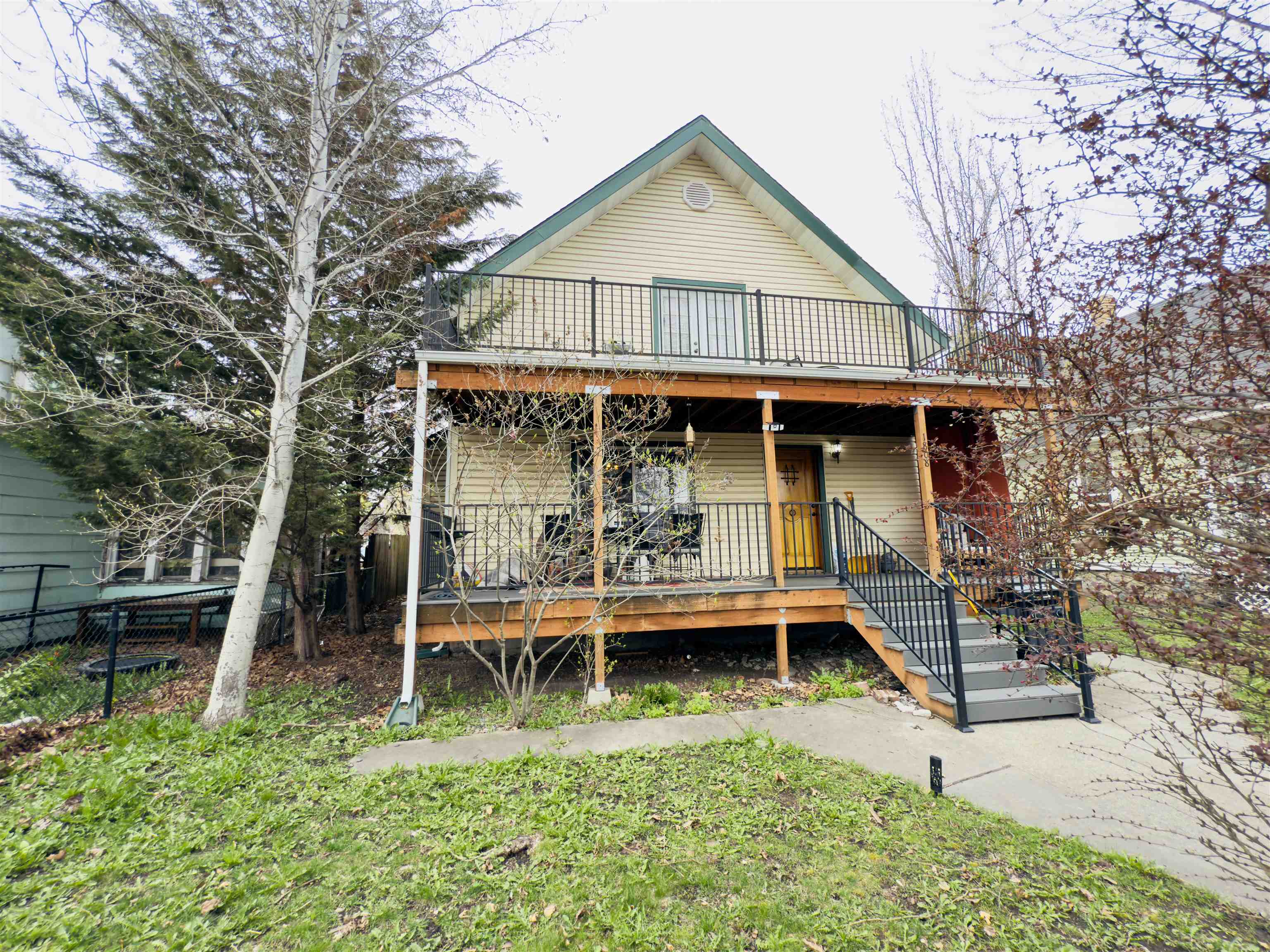 1808 W Augusta Ave - Photo 1