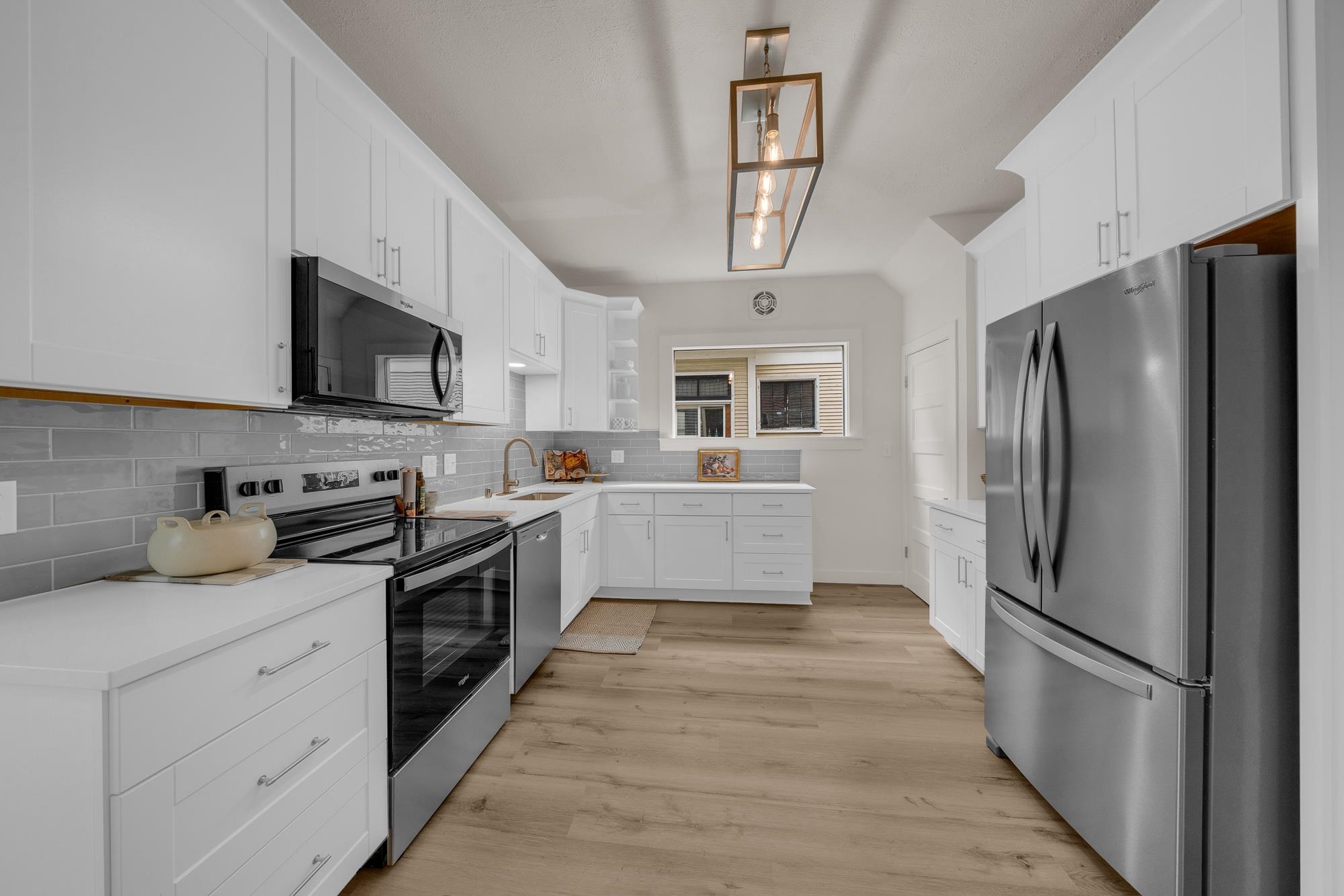 1128 W MANSFIELD Ave - Photo 3
