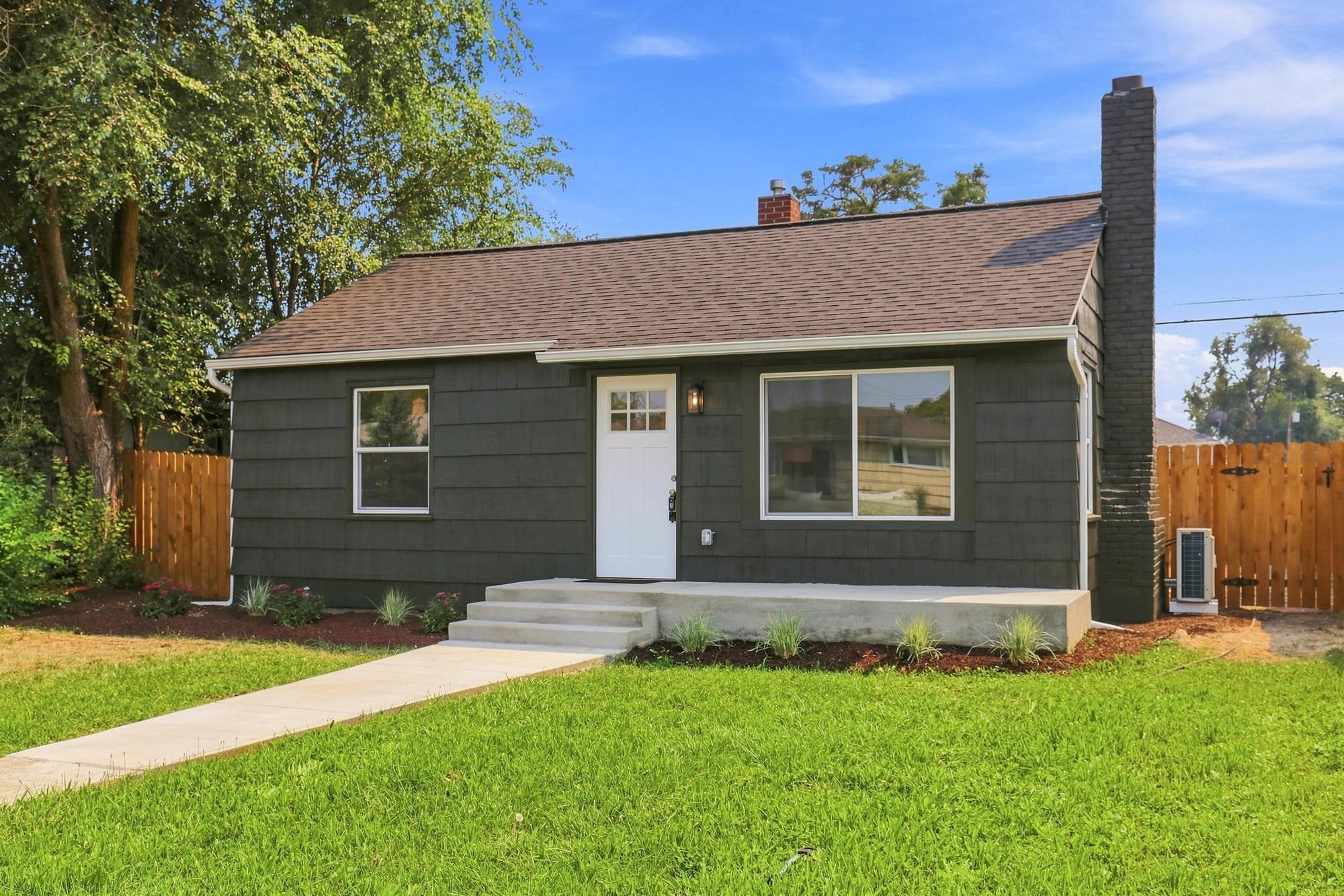 1228 E Garland Ave - Photo 11