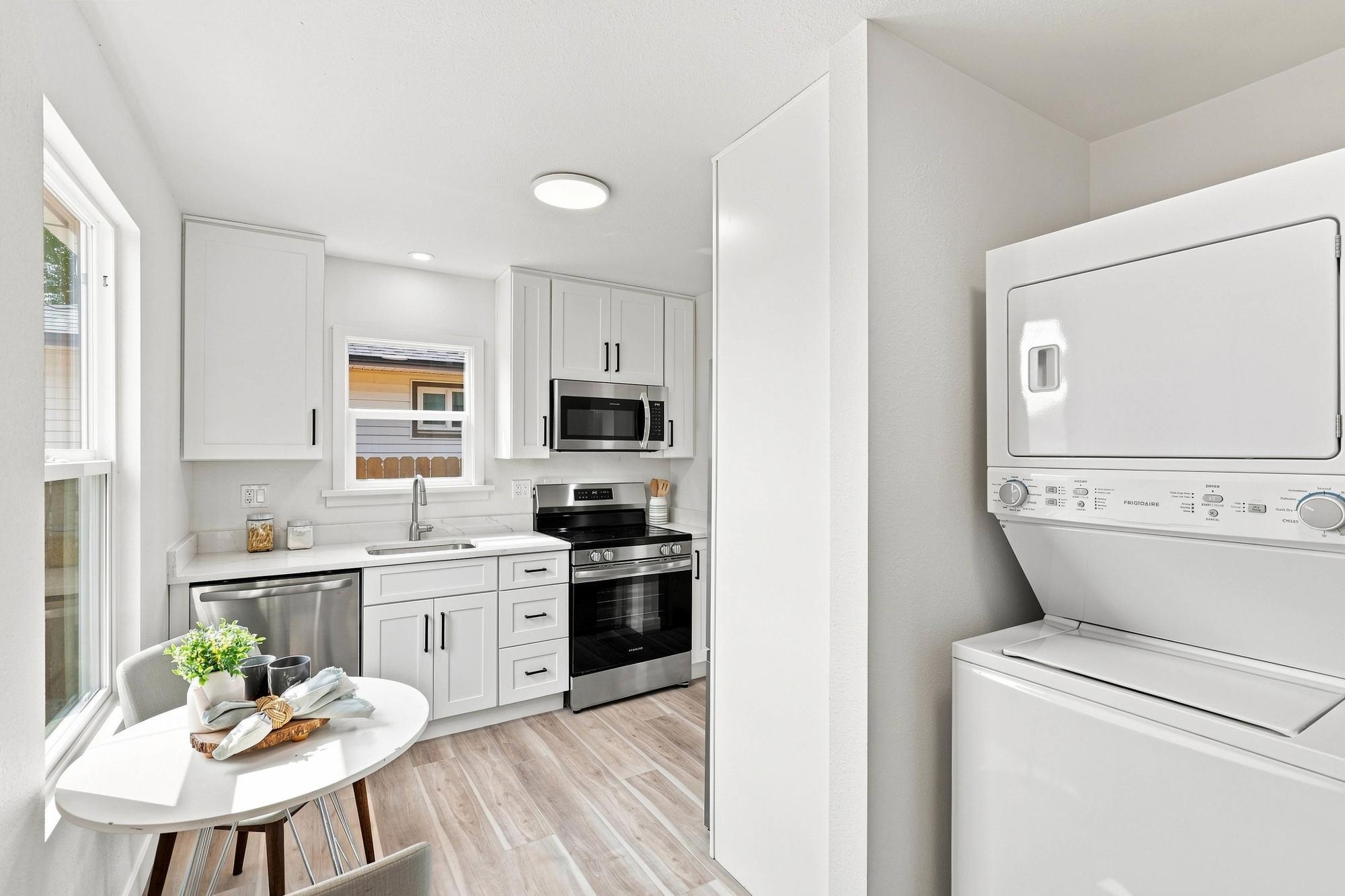 1228 E Garland Ave - Photo 14