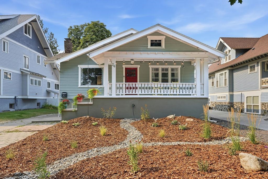 24 E 14TH Ave - Photo 1