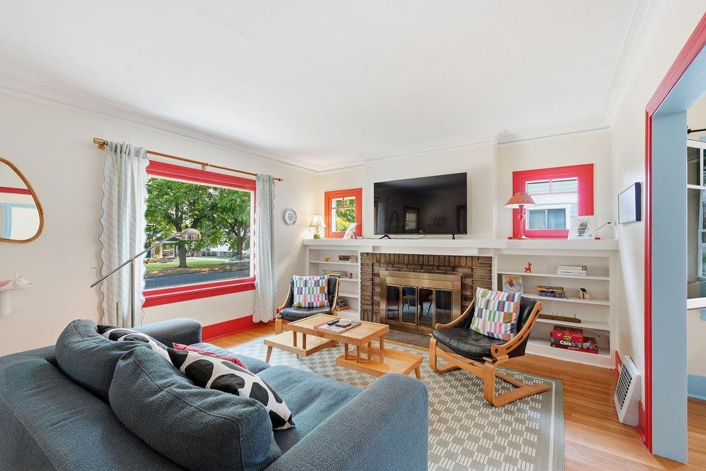 24 E 14TH Ave - Photo 8