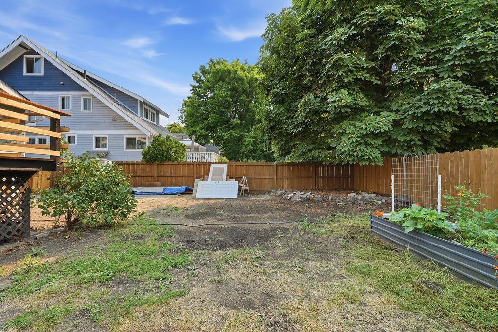 24 E 14TH Ave - Photo 37