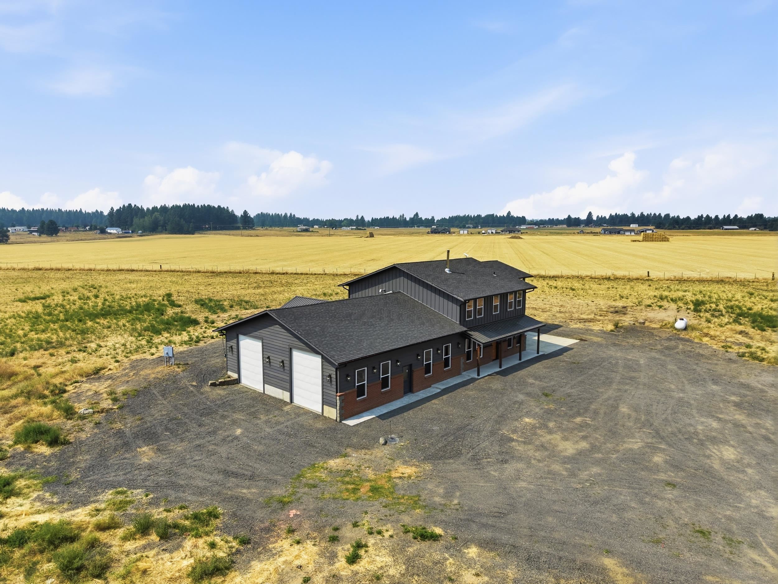 32223 N Division Rd - Photo 2