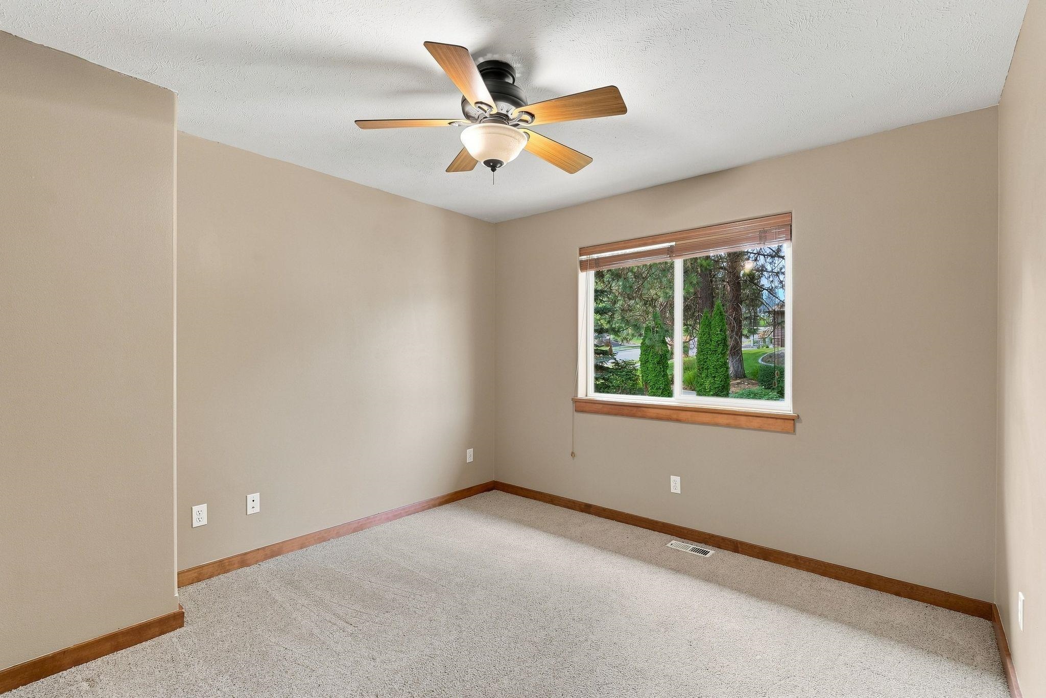 5302 S Bates Dr - Photo 24