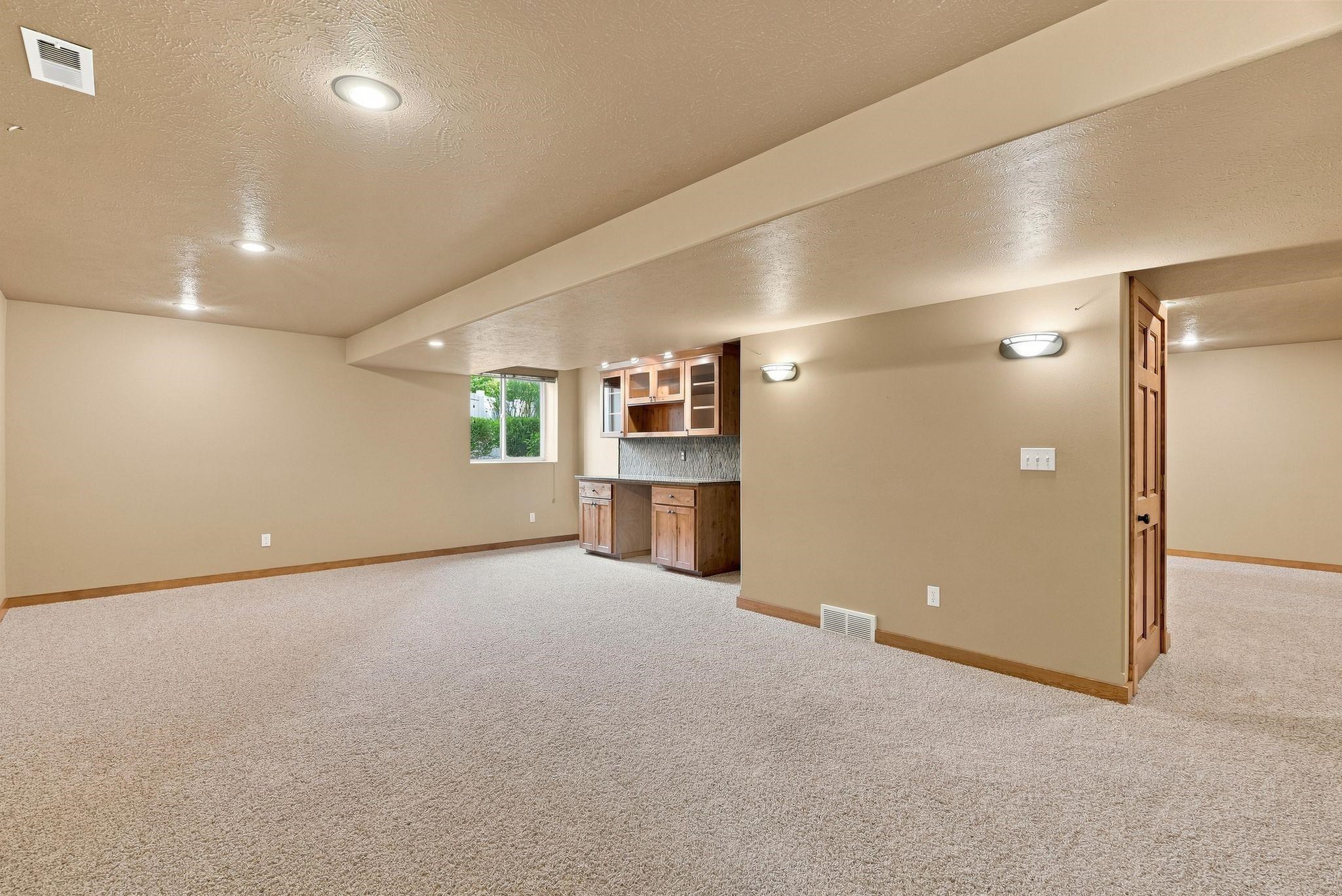 5302 S Bates Dr - Photo 26