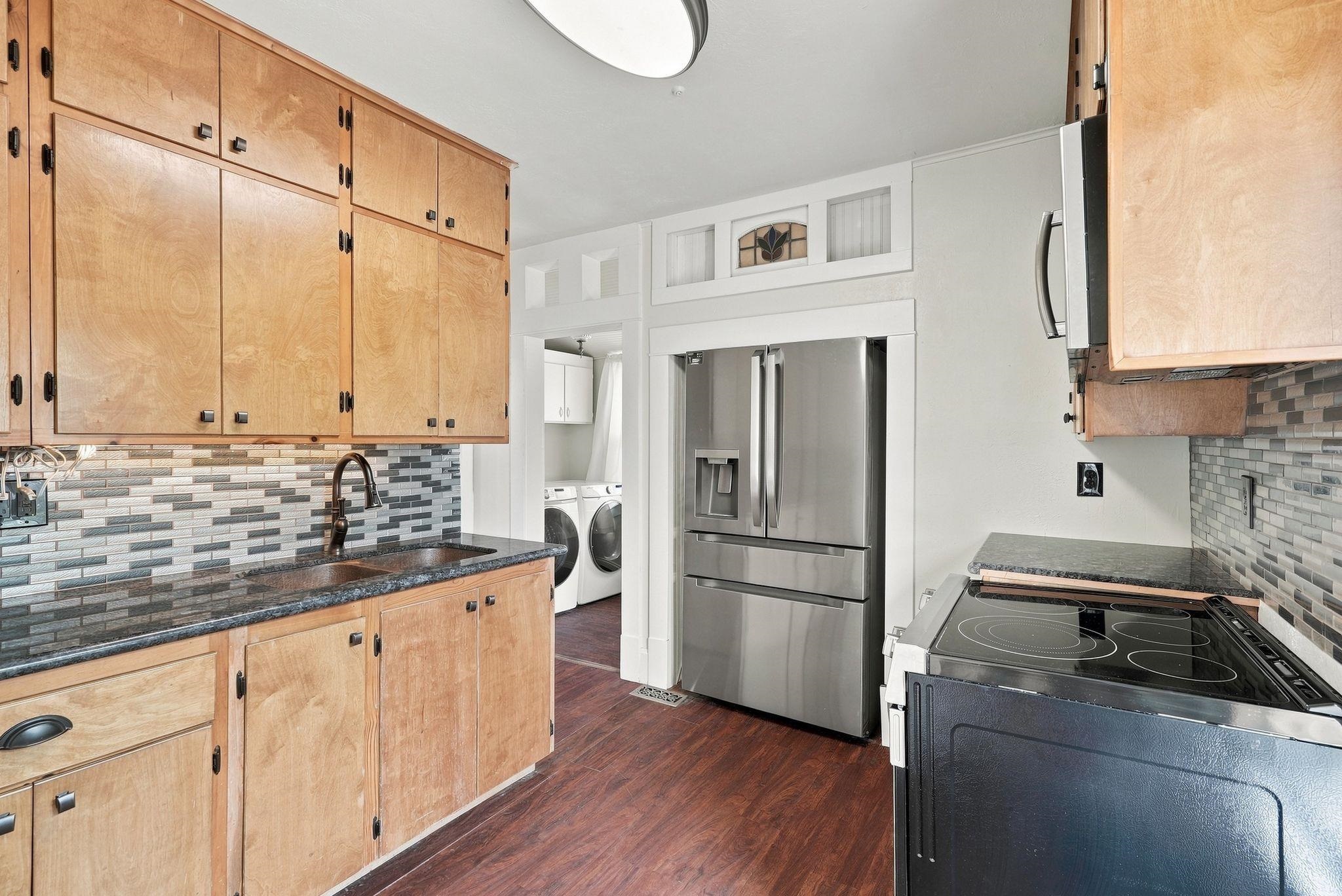 1803 E Empire Ave - Photo 12