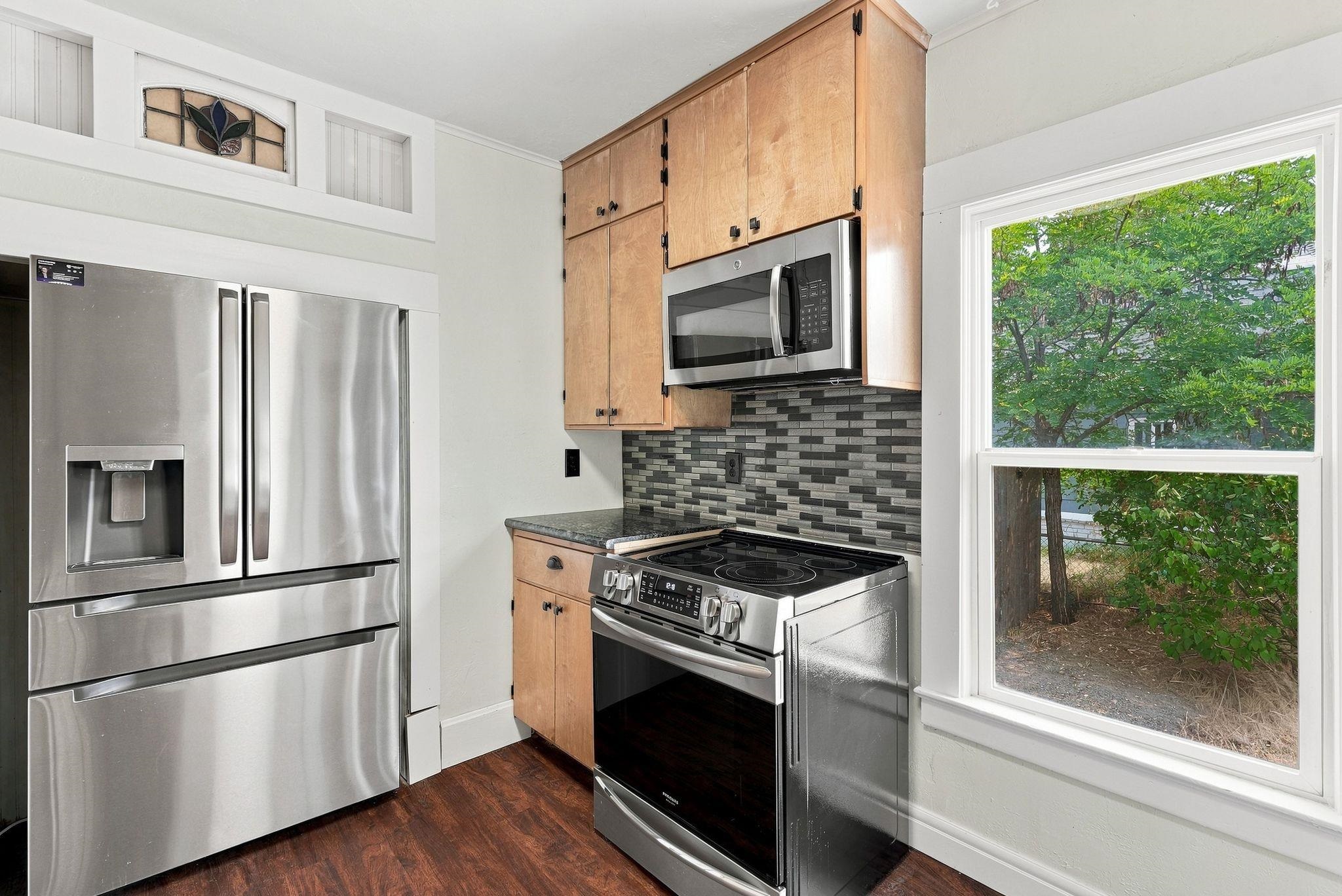 1803 E Empire Ave - Photo 13