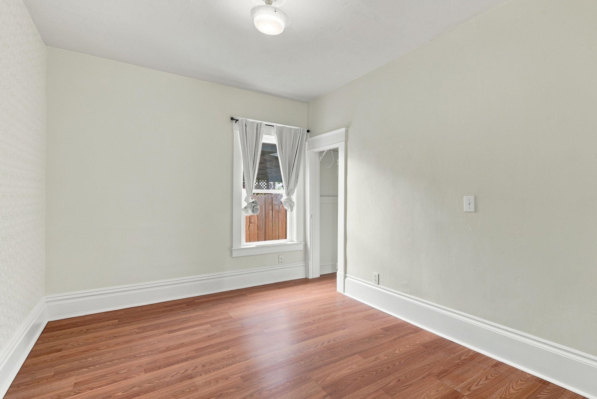 1803 E Empire Ave - Photo 16