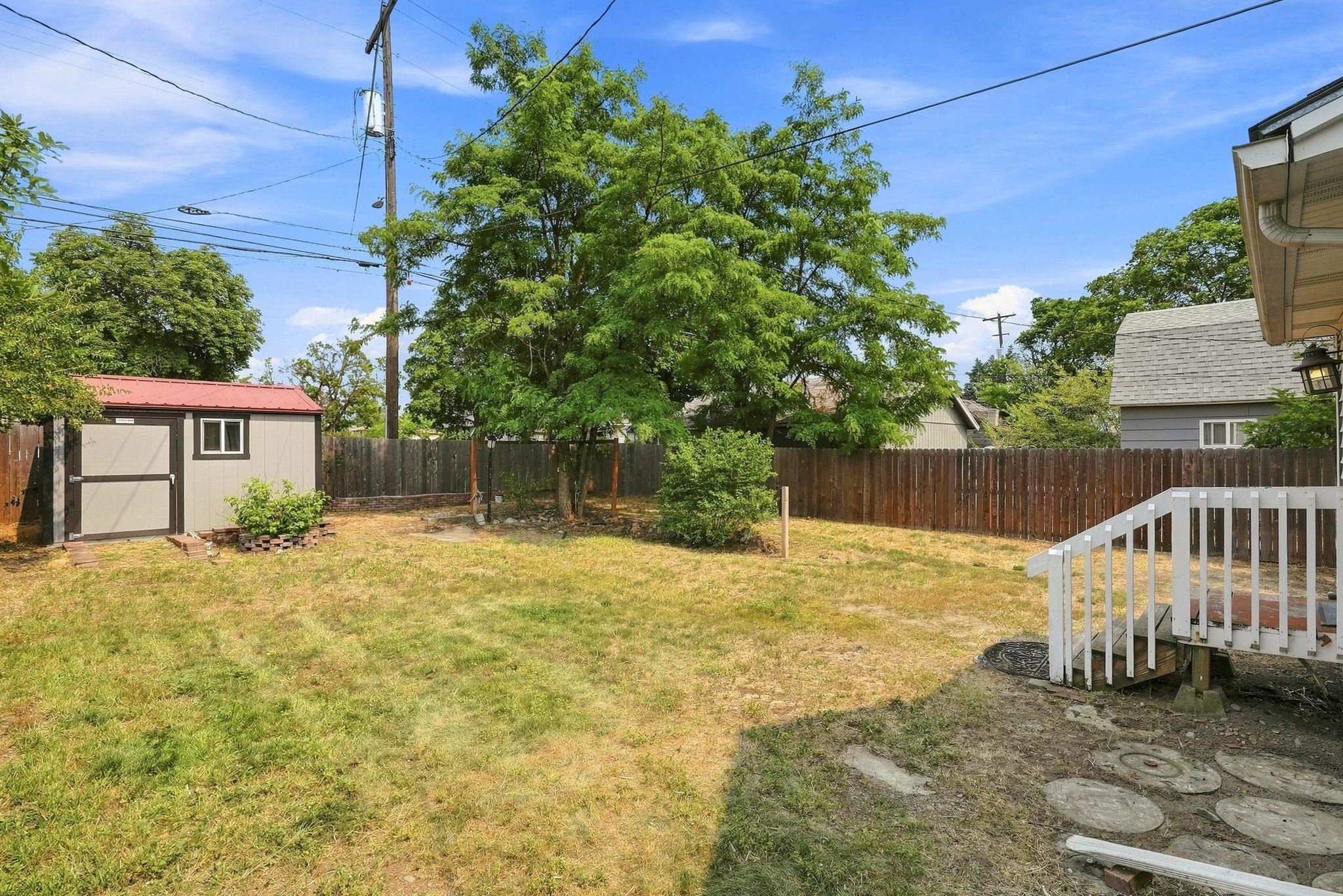 1803 E Empire Ave - Photo 25