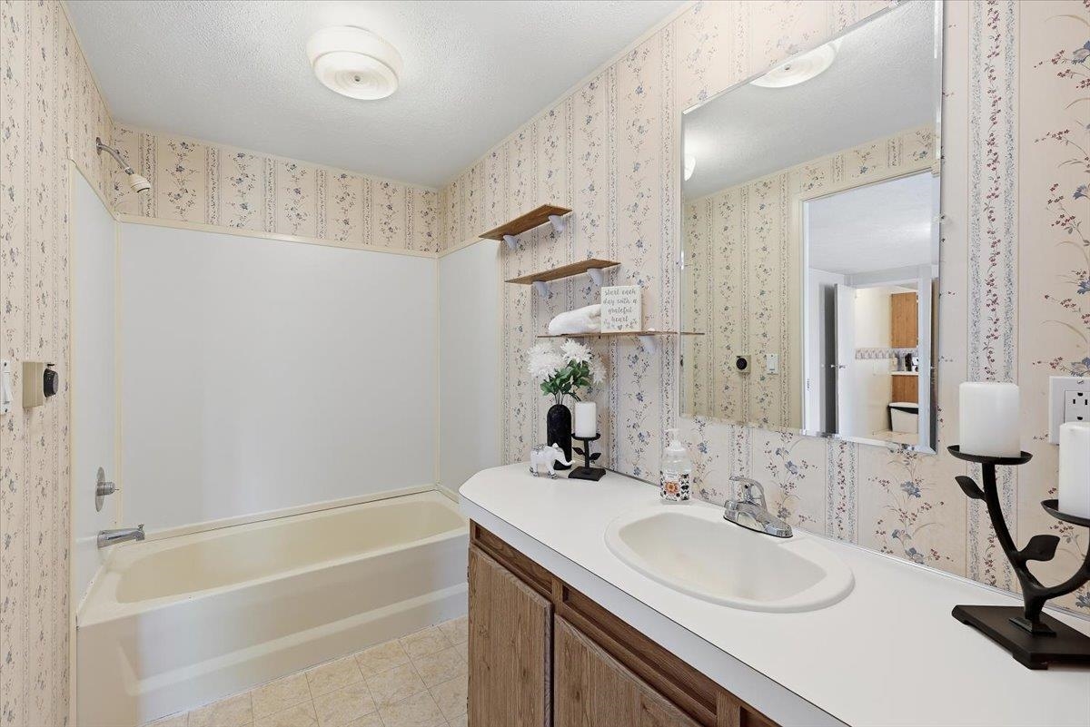 3231 W Boone, 528 - Photo 15