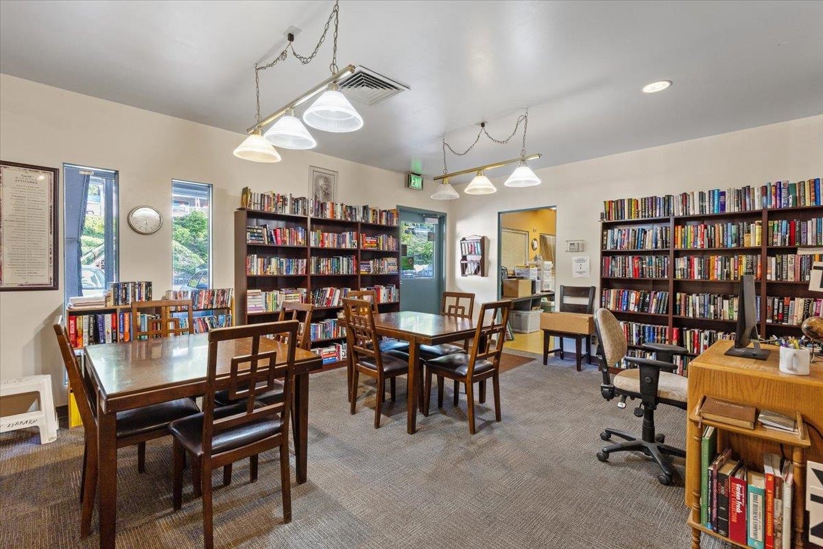 3231 W Boone, 528 - Photo 28
