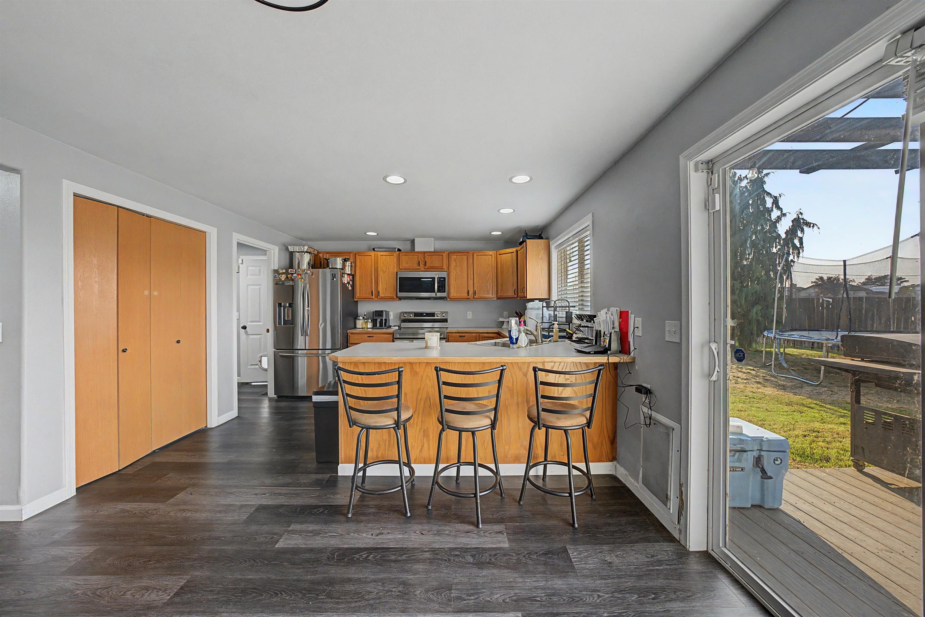 1737 W Mockingbird St - Photo 11