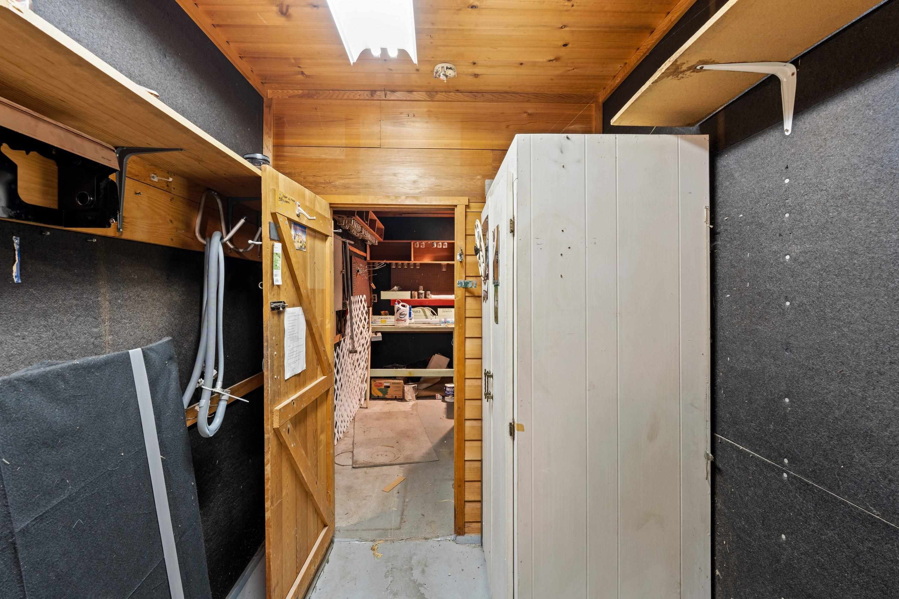 710 S Farr Rd - Photo 37