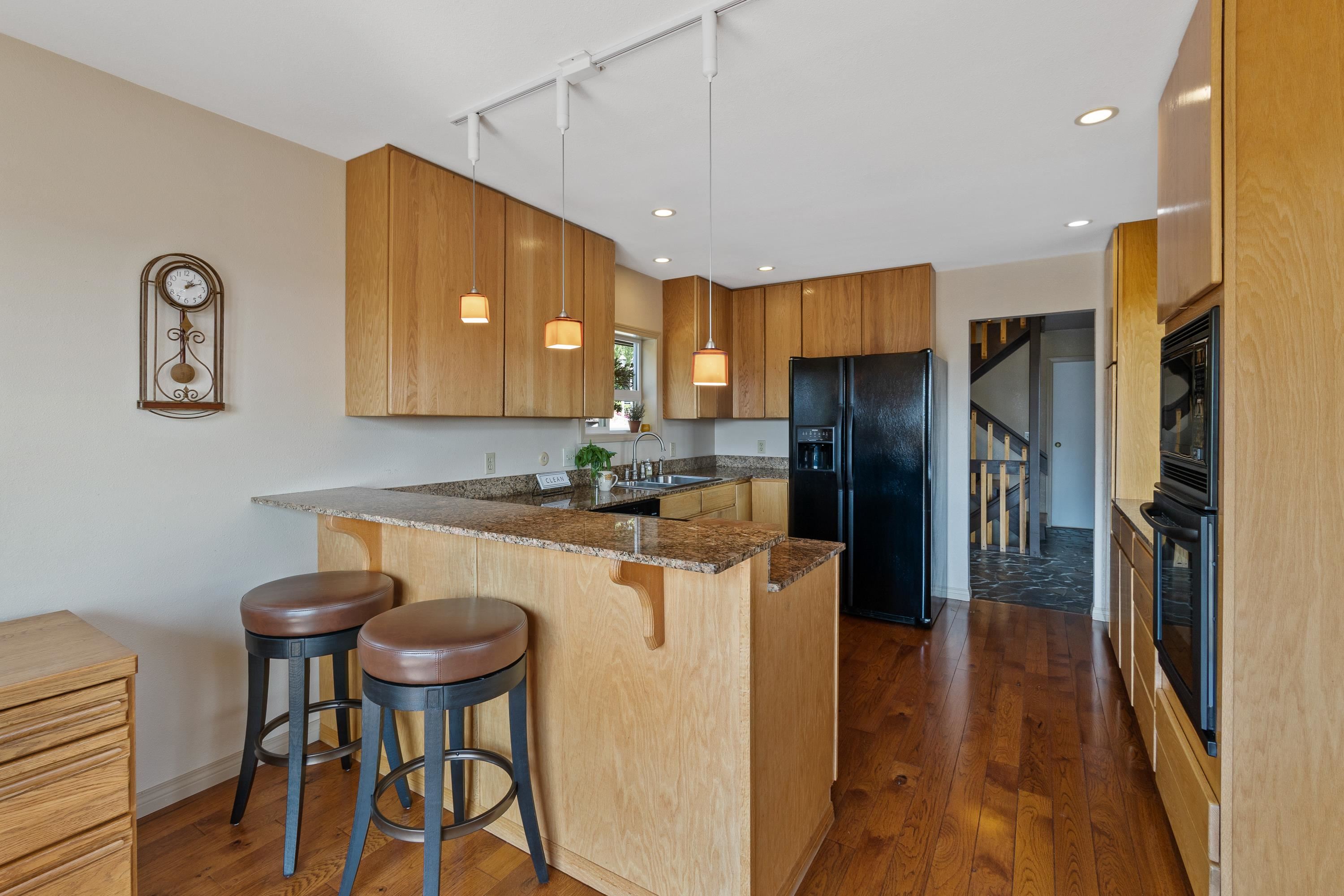 8302 N Northview Rd - Photo 11