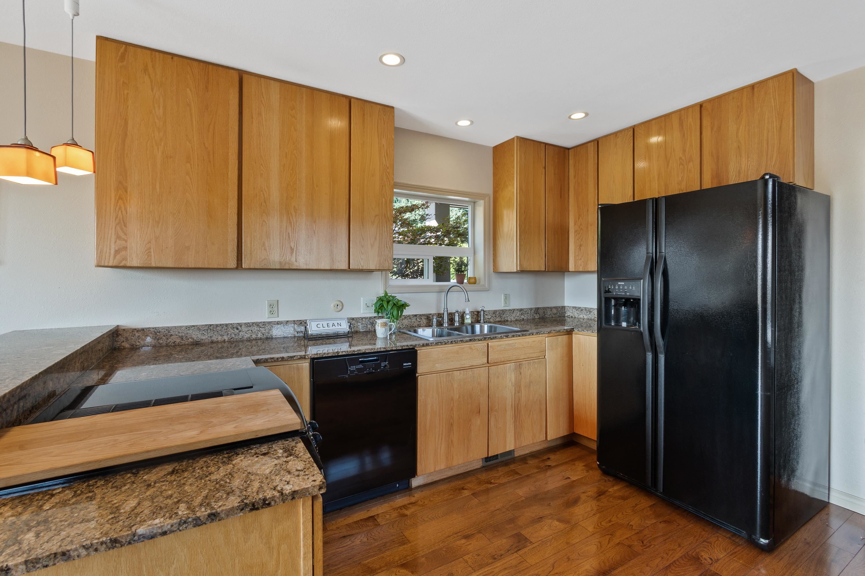 8302 N Northview Rd - Photo 13