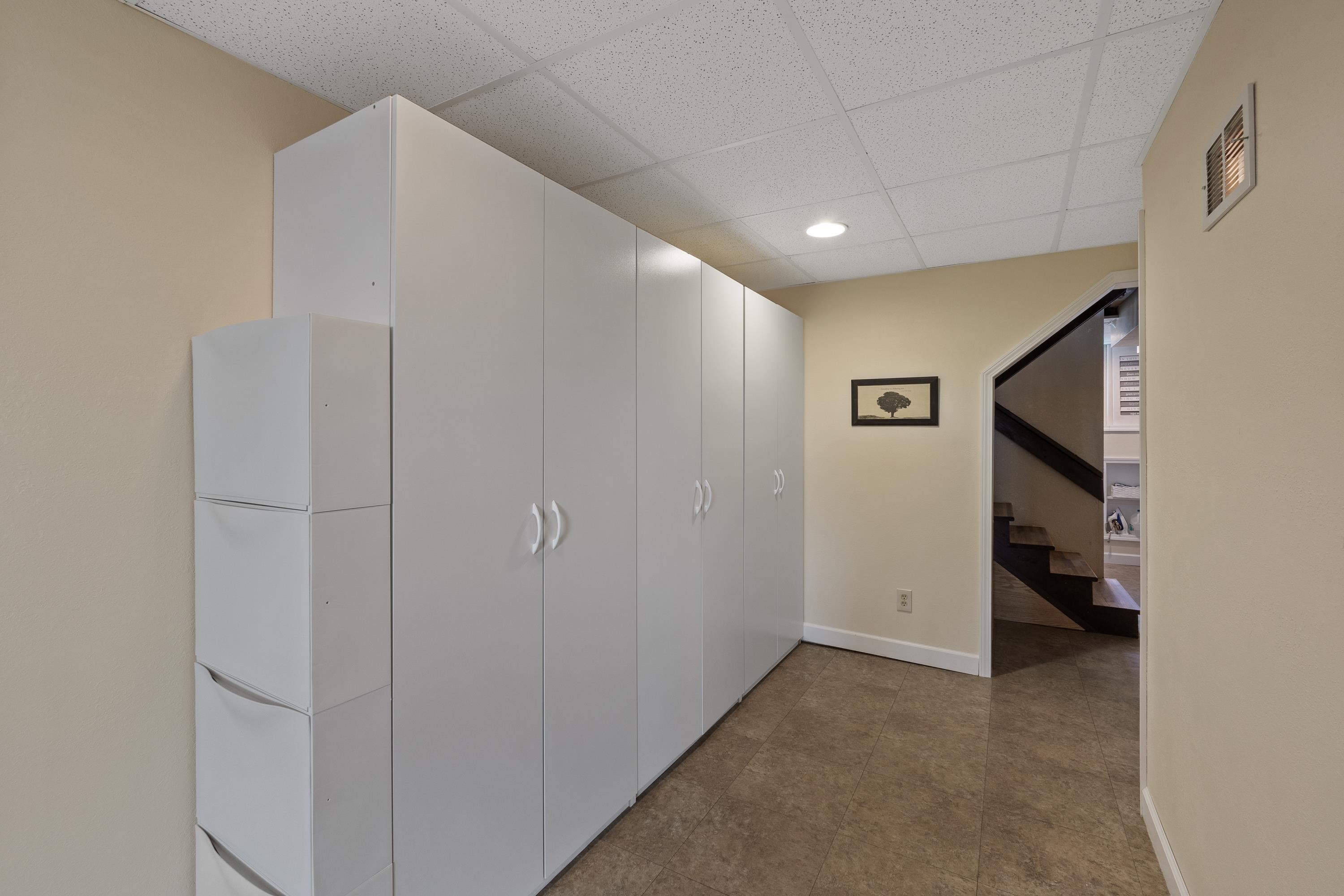 8302 N Northview Rd - Photo 28