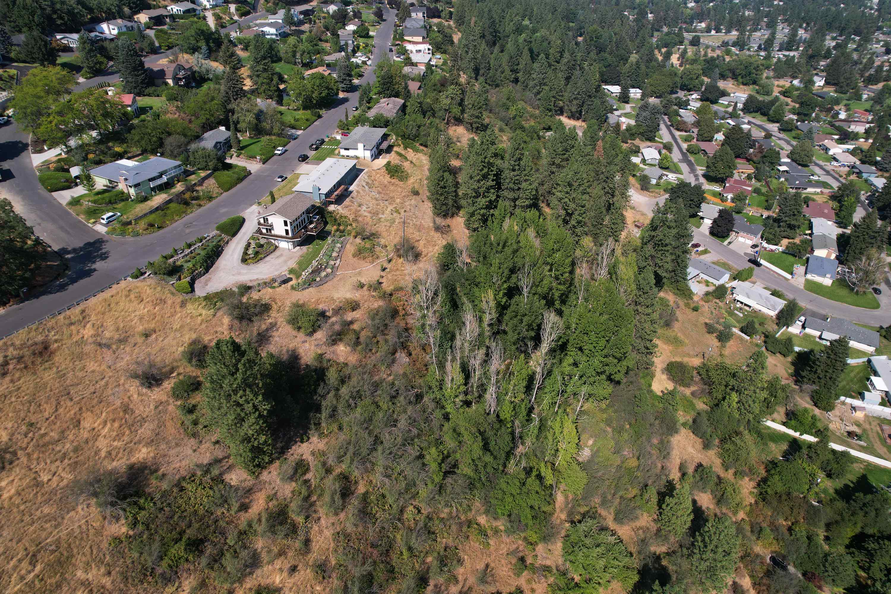 8302 N Northview Rd - Photo 43