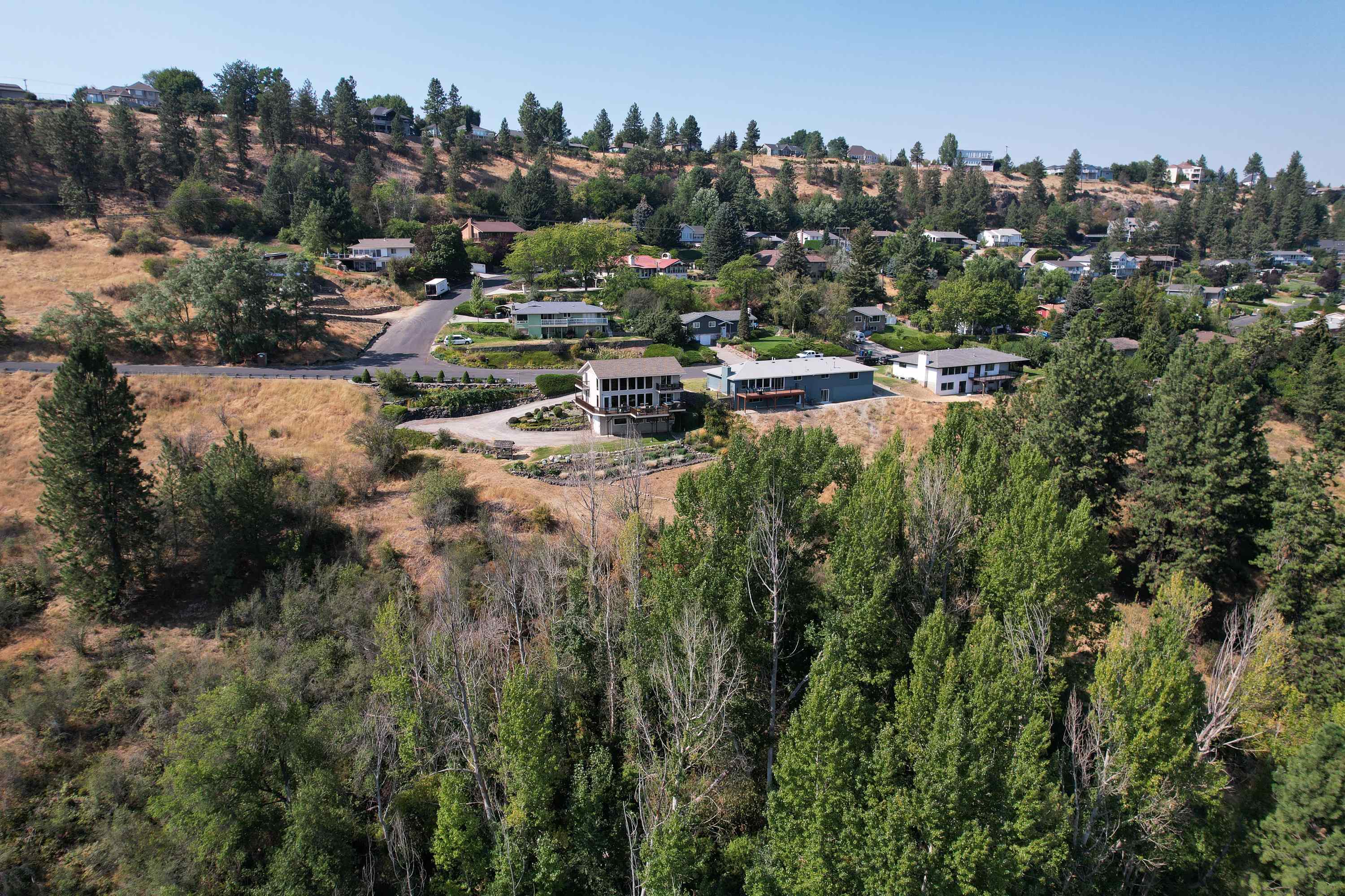 8302 N Northview Rd - Photo 44
