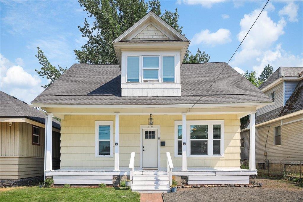 619 S Elm St - Photo 1