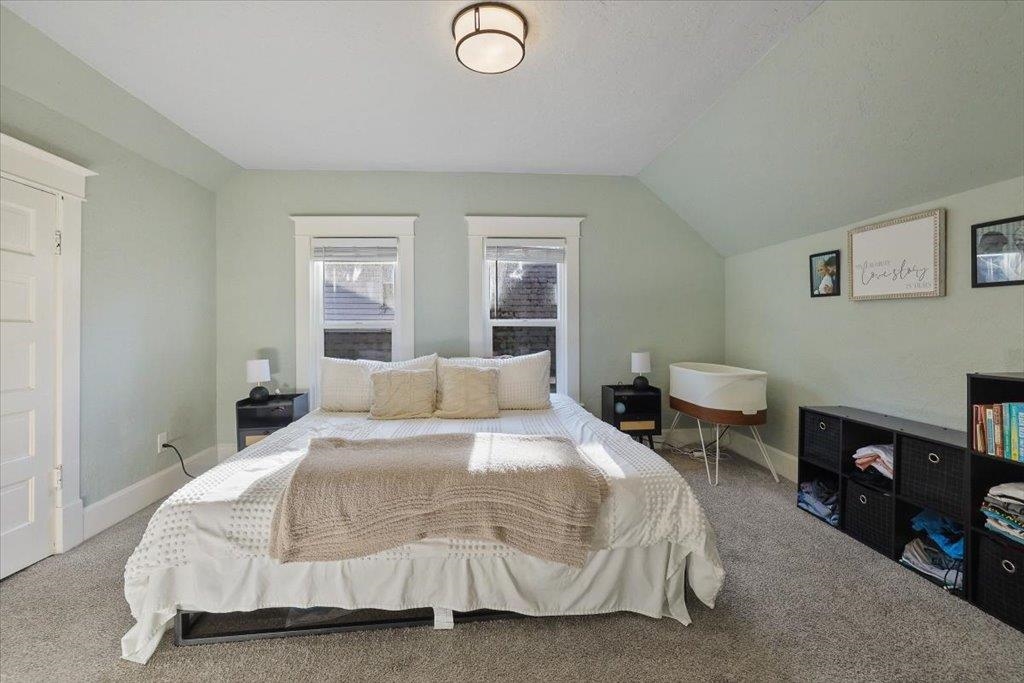 619 S Elm St - Photo 4