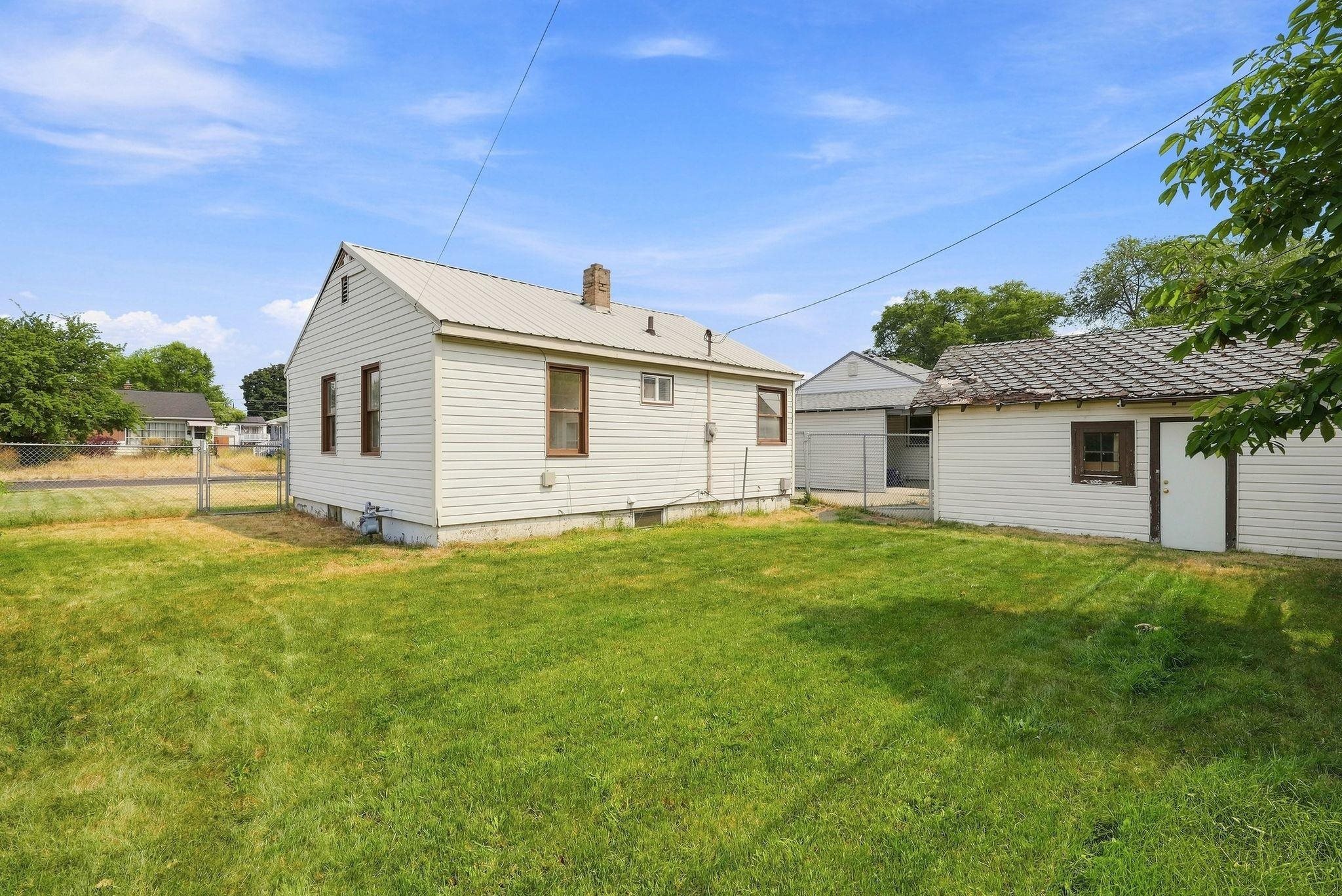 524 E JOSEPH Ave - Photo 19