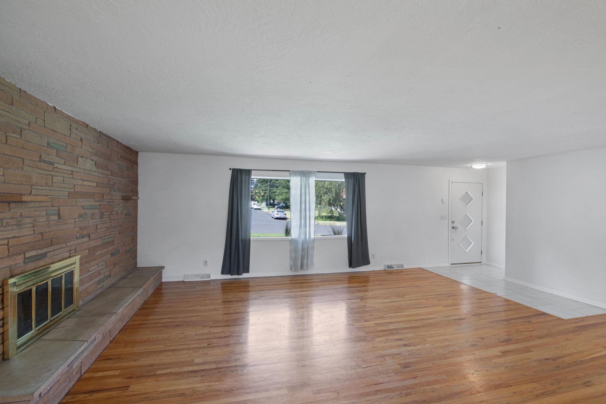 415 W Shasta Way - Photo 9