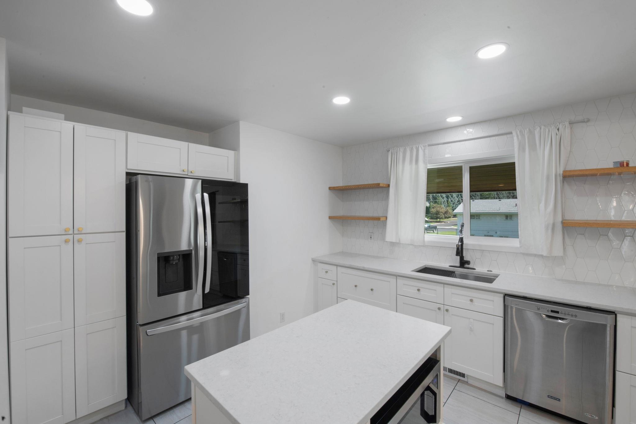 415 W Shasta Way - Photo 15