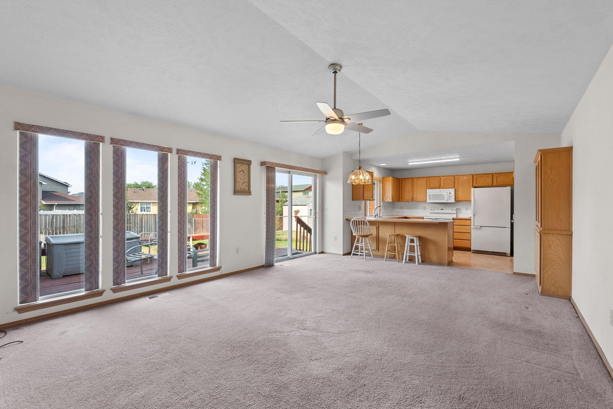 1323 SHARPSBURG Ave - Photo 6