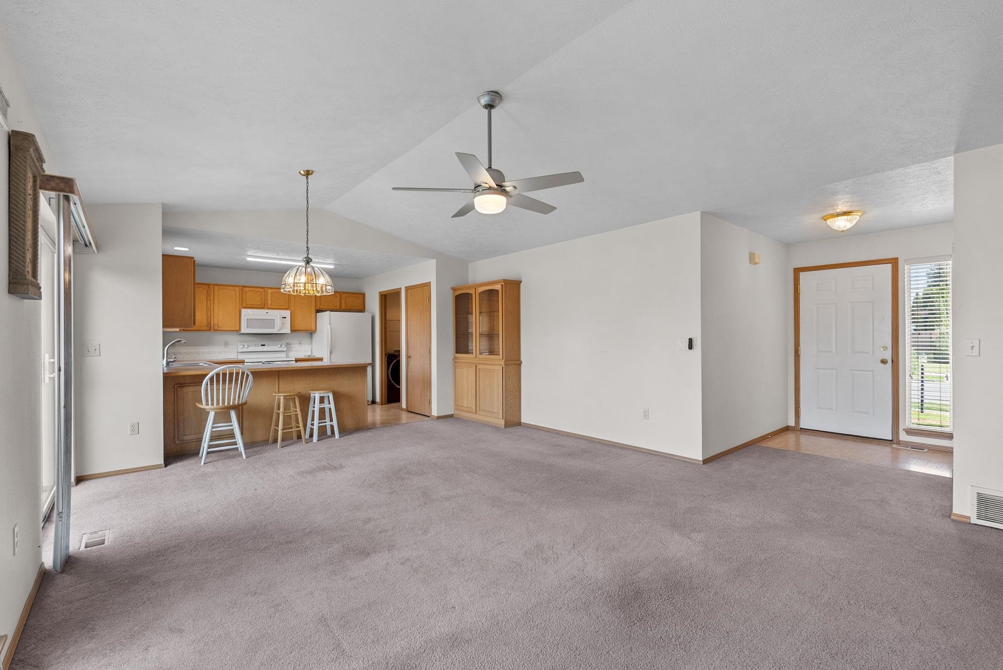 1323 SHARPSBURG Ave - Photo 7