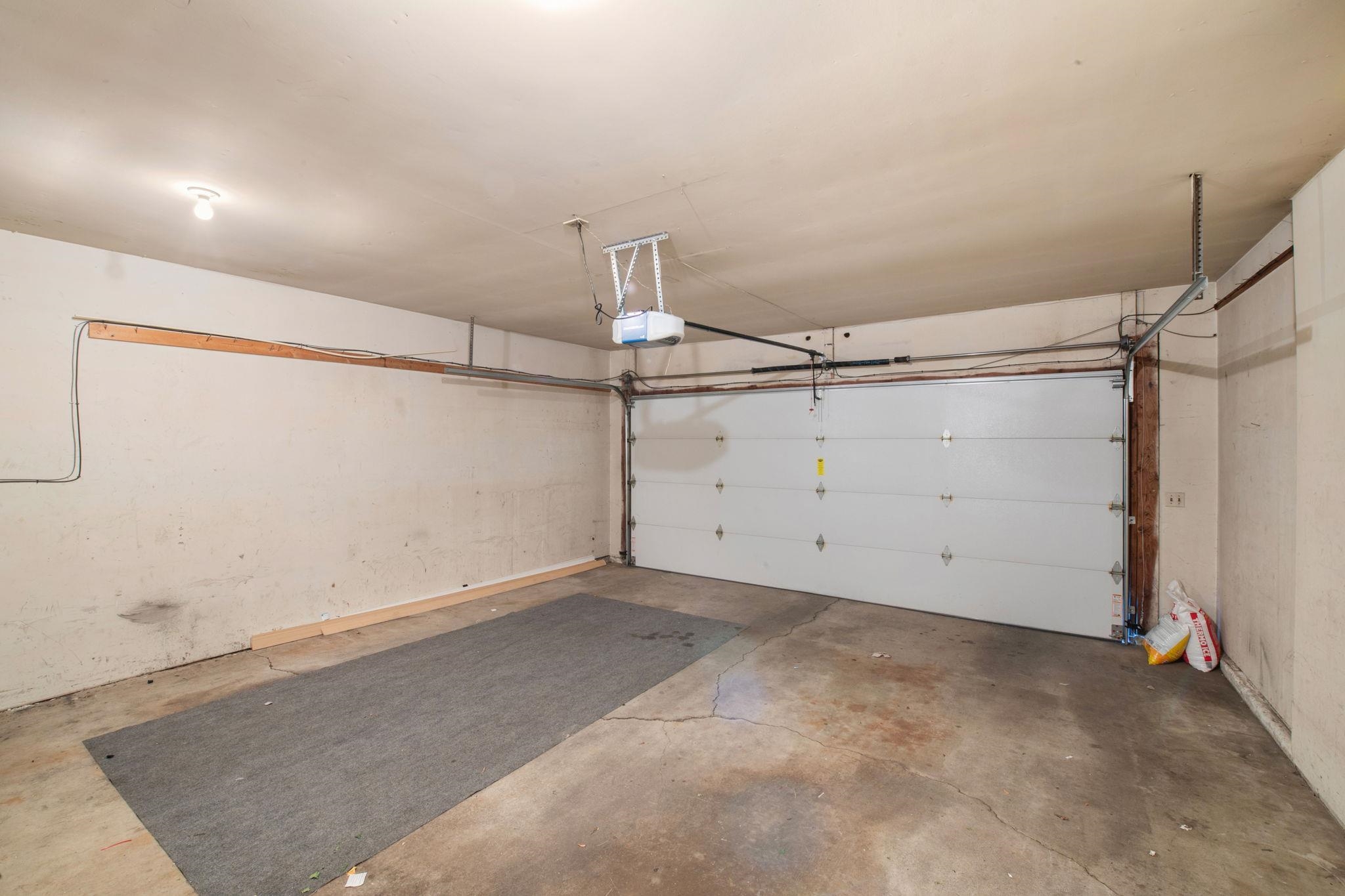 415 W Shasta Way - Photo 32