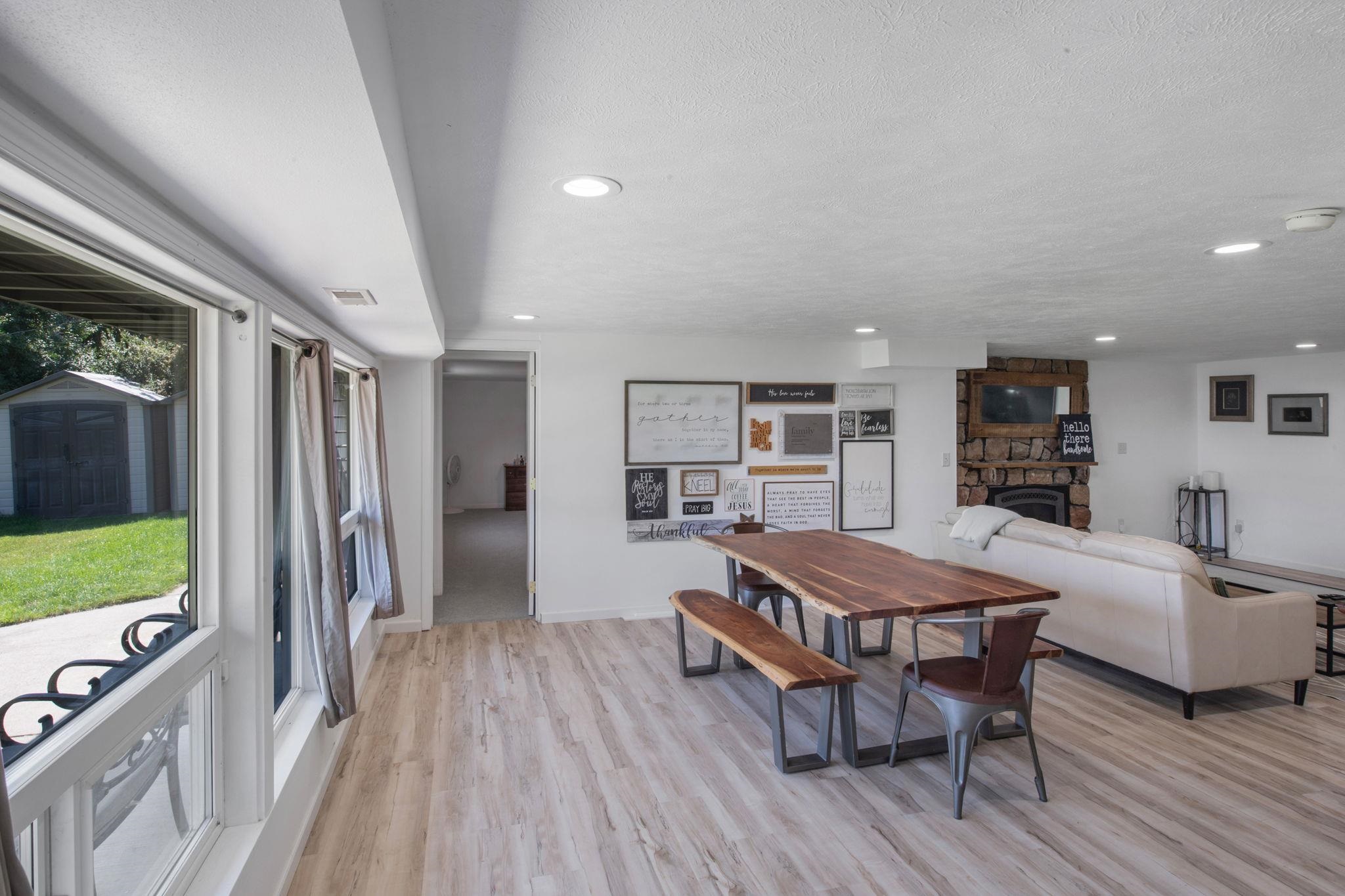 415 W Shasta Way - Photo 35