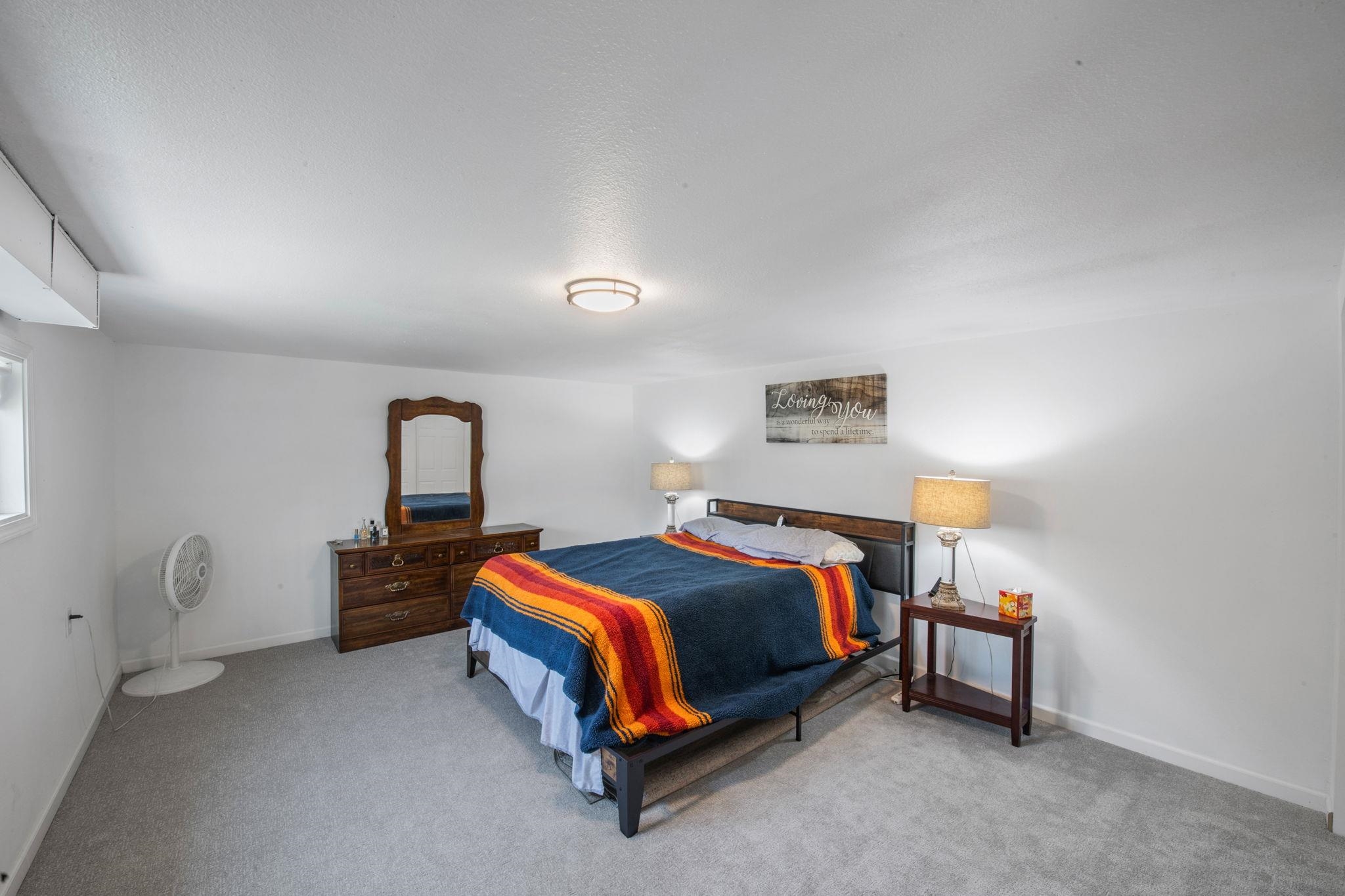 415 W Shasta Way - Photo 37