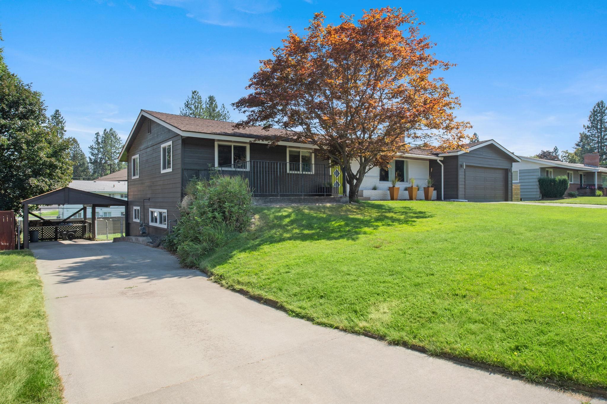 415 W Shasta Way - Photo 1