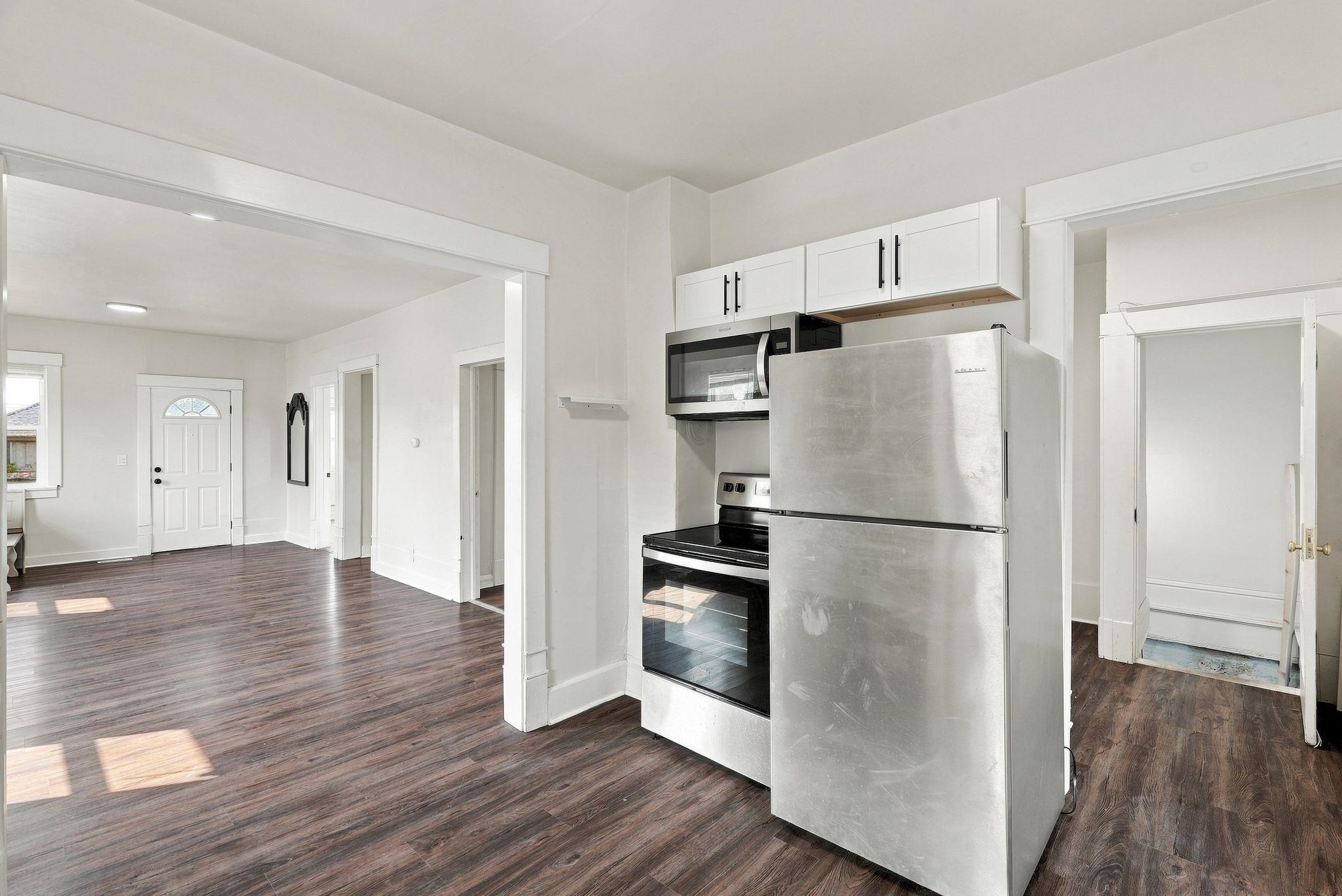427 E Povidence Ave - Photo 8
