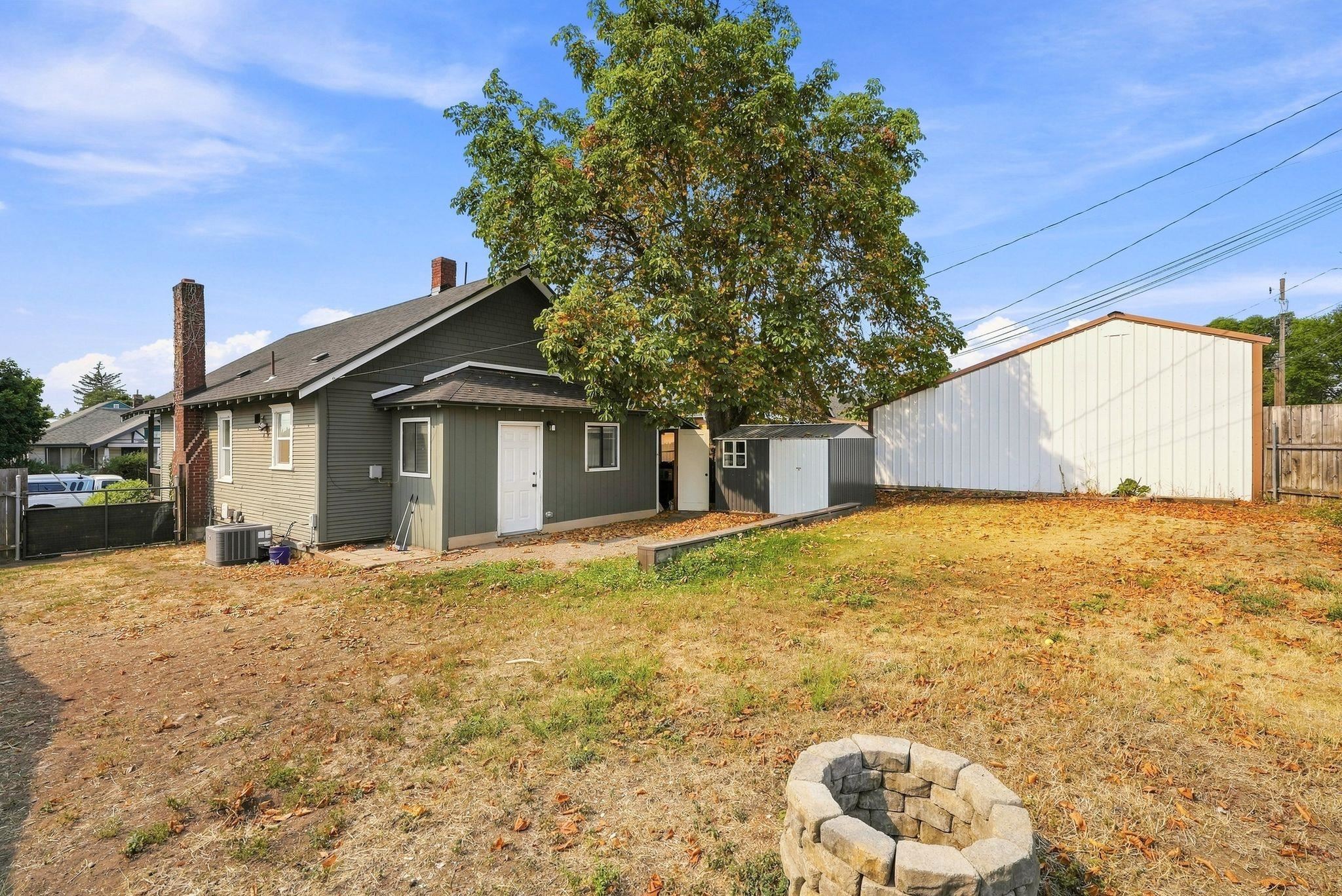 427 E Povidence Ave - Photo 20