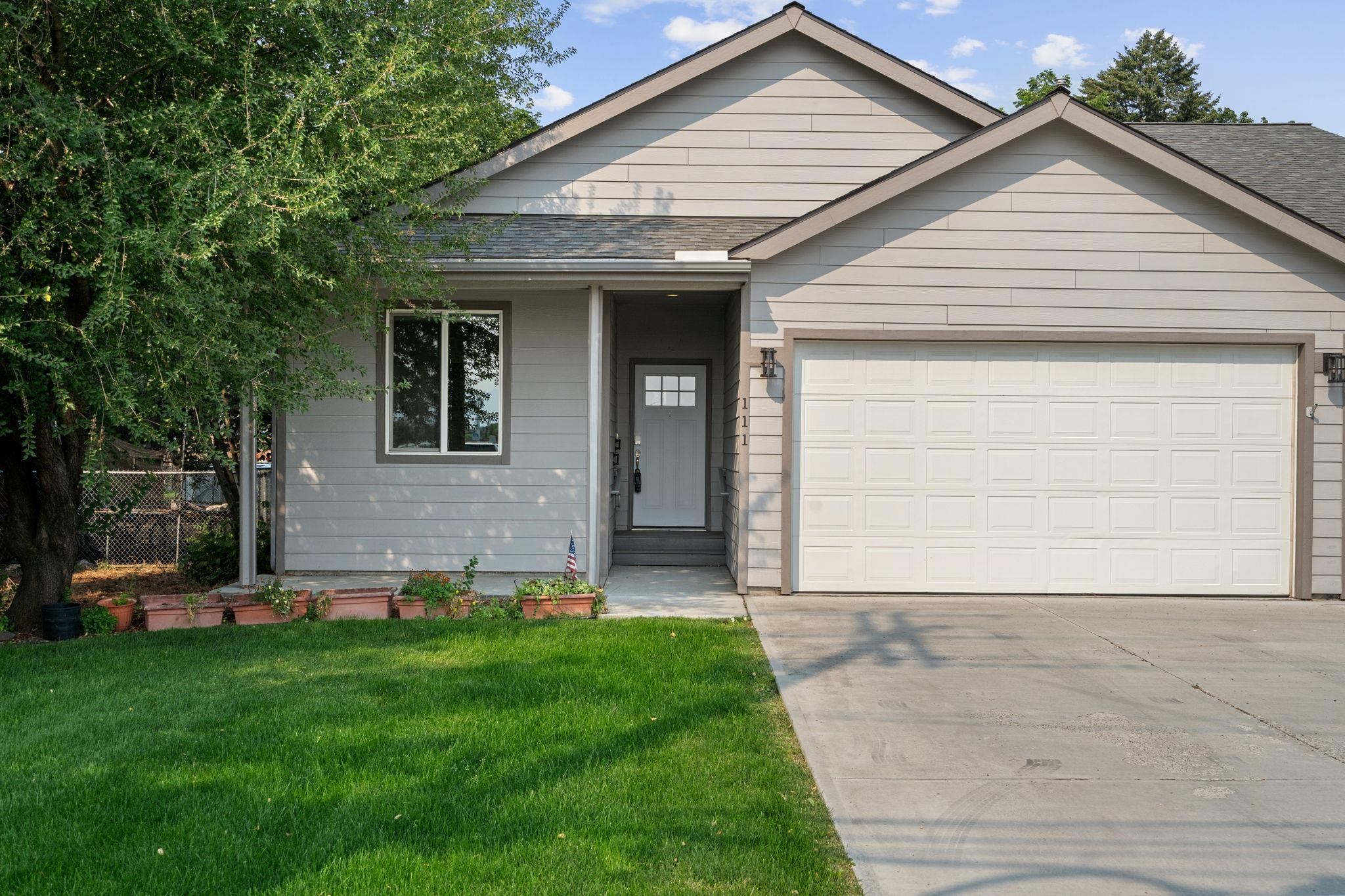 111 N Herald Rd - Photo 1
