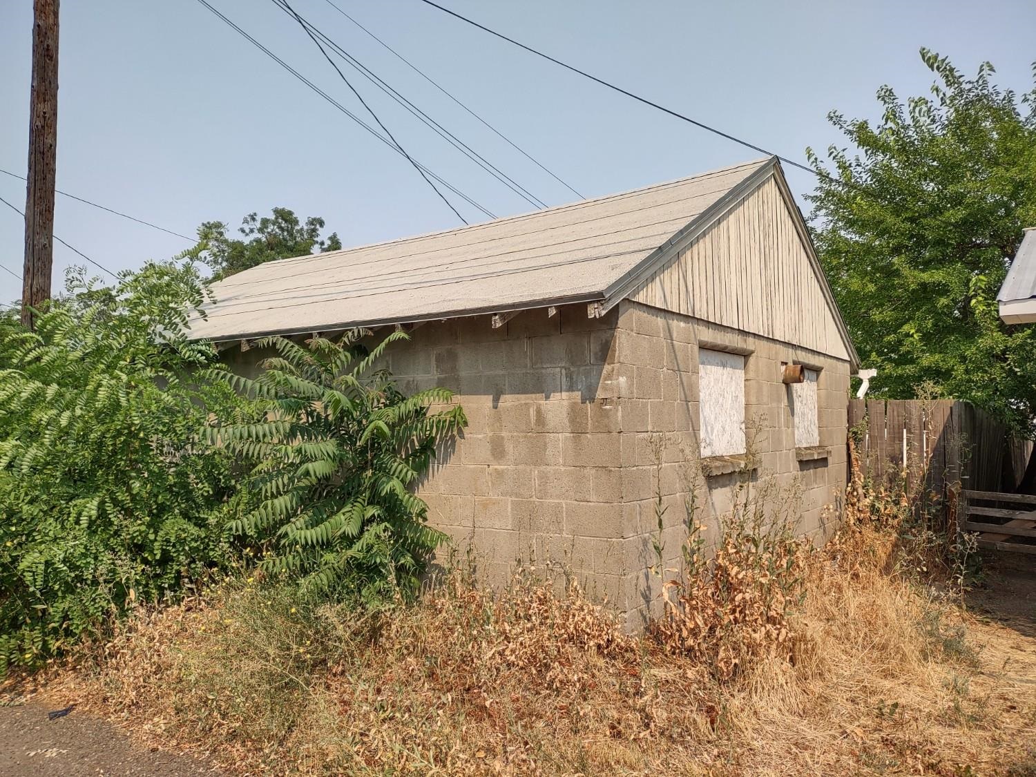 1012 E Indiana Ave - Photo 6