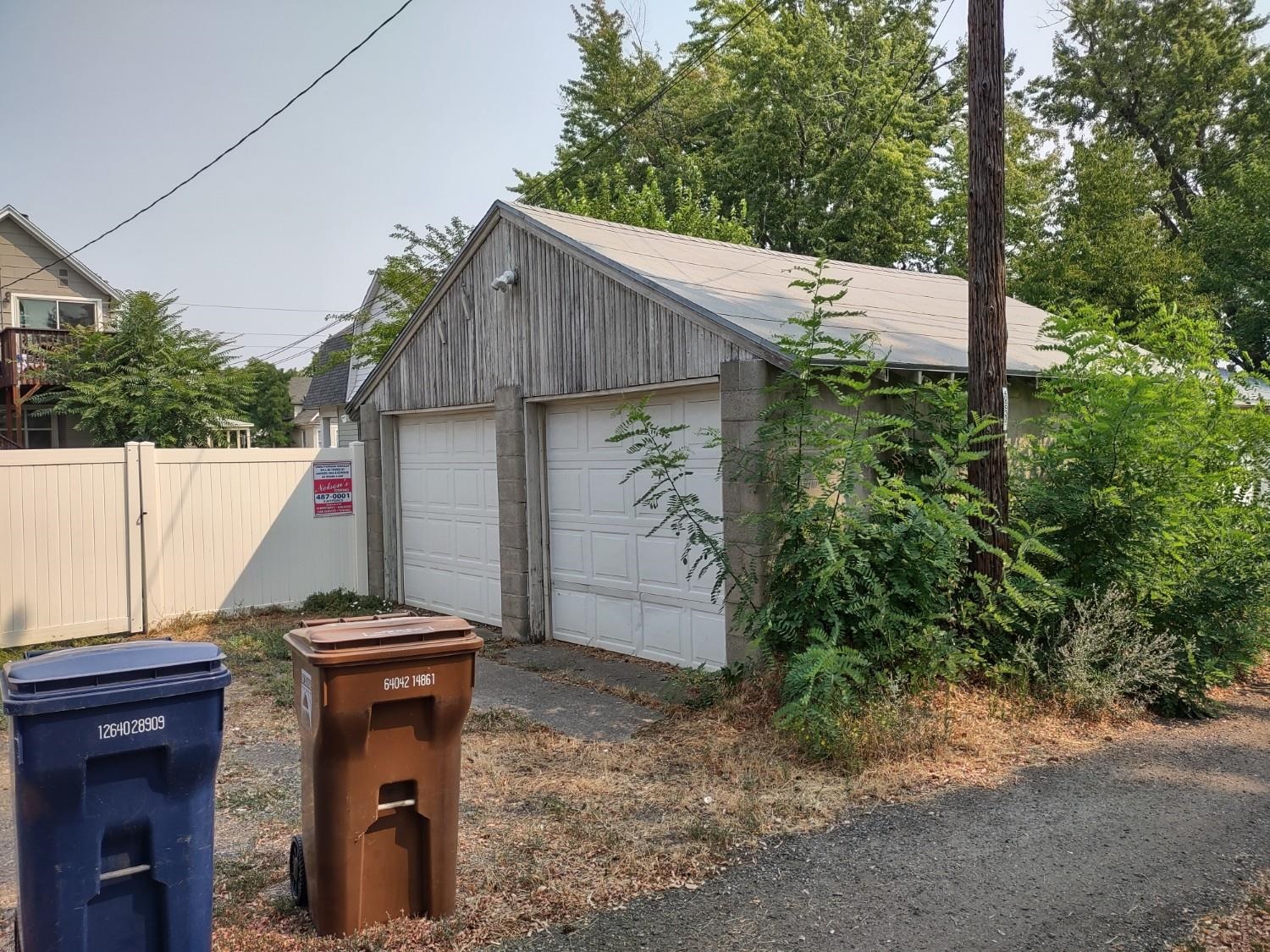 1012 E Indiana Ave - Photo 9