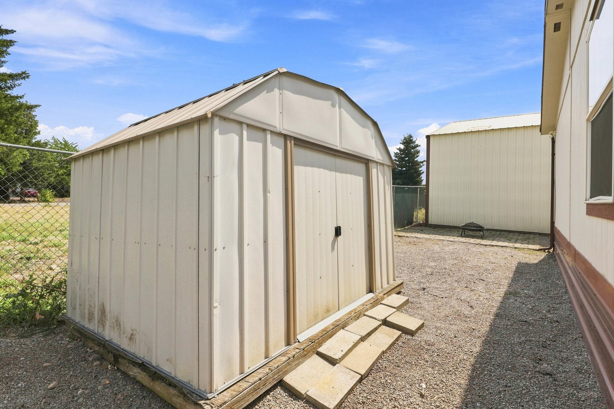 1420 N Cavalier Ct - Photo 24