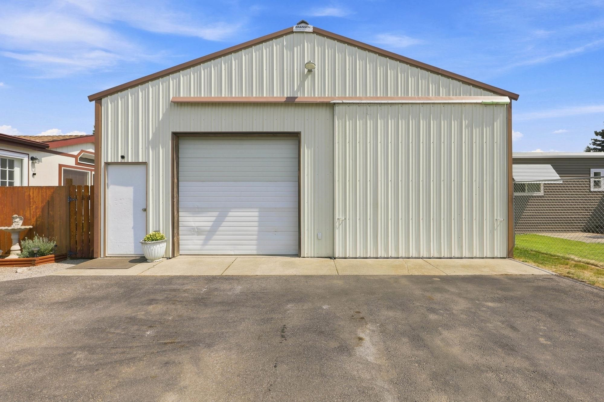 1420 N Cavalier Ct - Photo 29