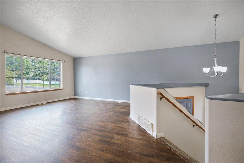 735 E Tara Lee Ave - Photo 7