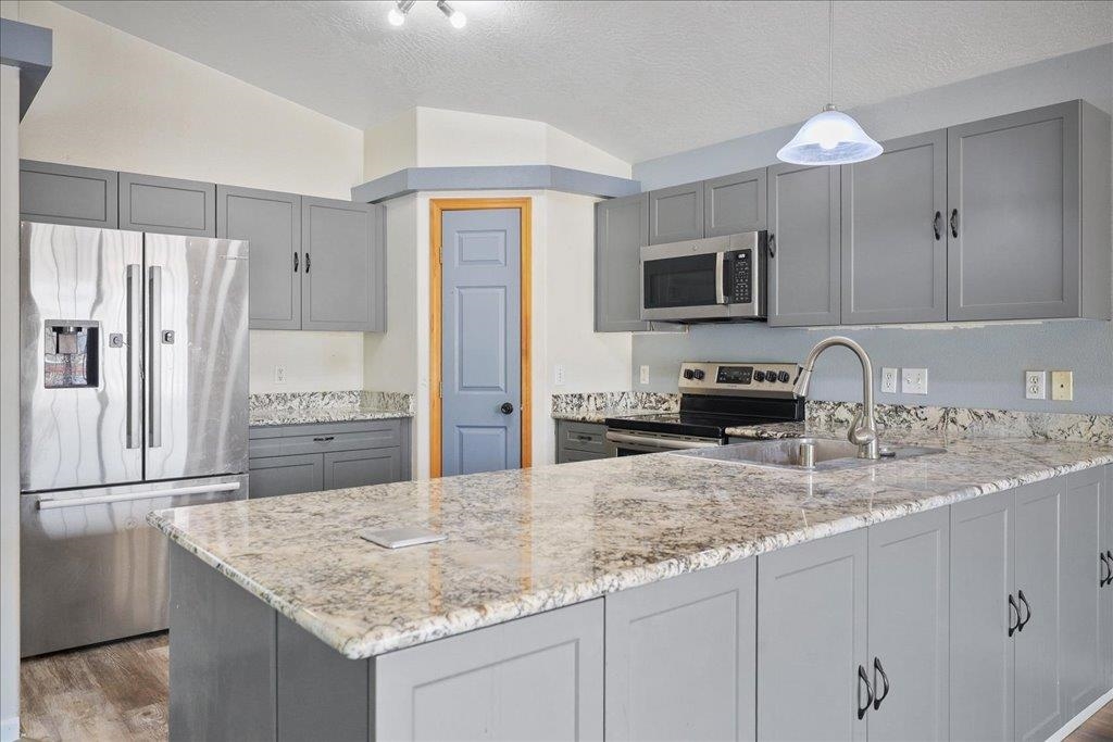 735 E Tara Lee Ave - Photo 13