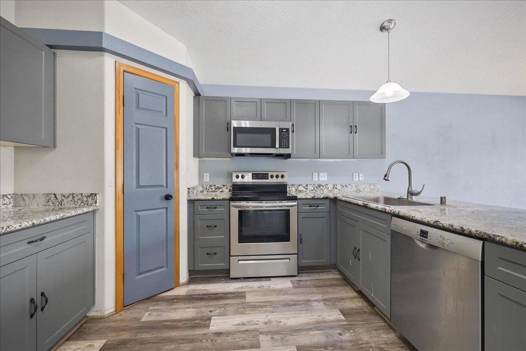 735 E Tara Lee Ave - Photo 15