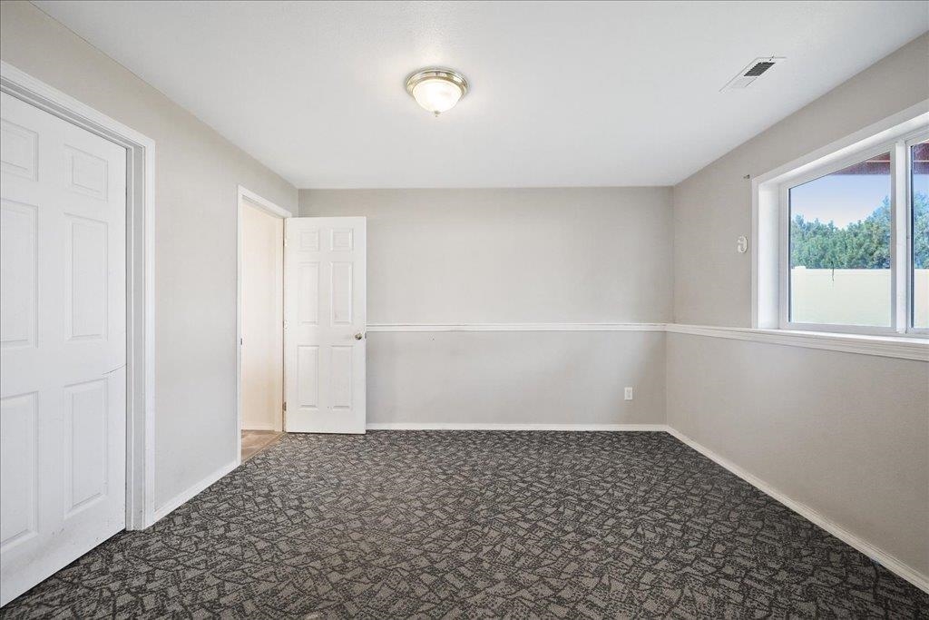 735 E Tara Lee Ave - Photo 21