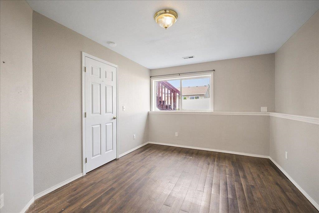 735 E Tara Lee Ave - Photo 24