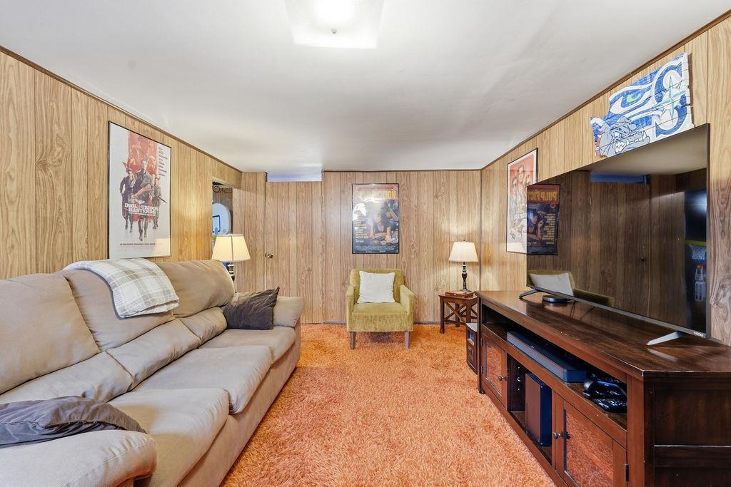 1303 E Princeton Ave - Photo 19