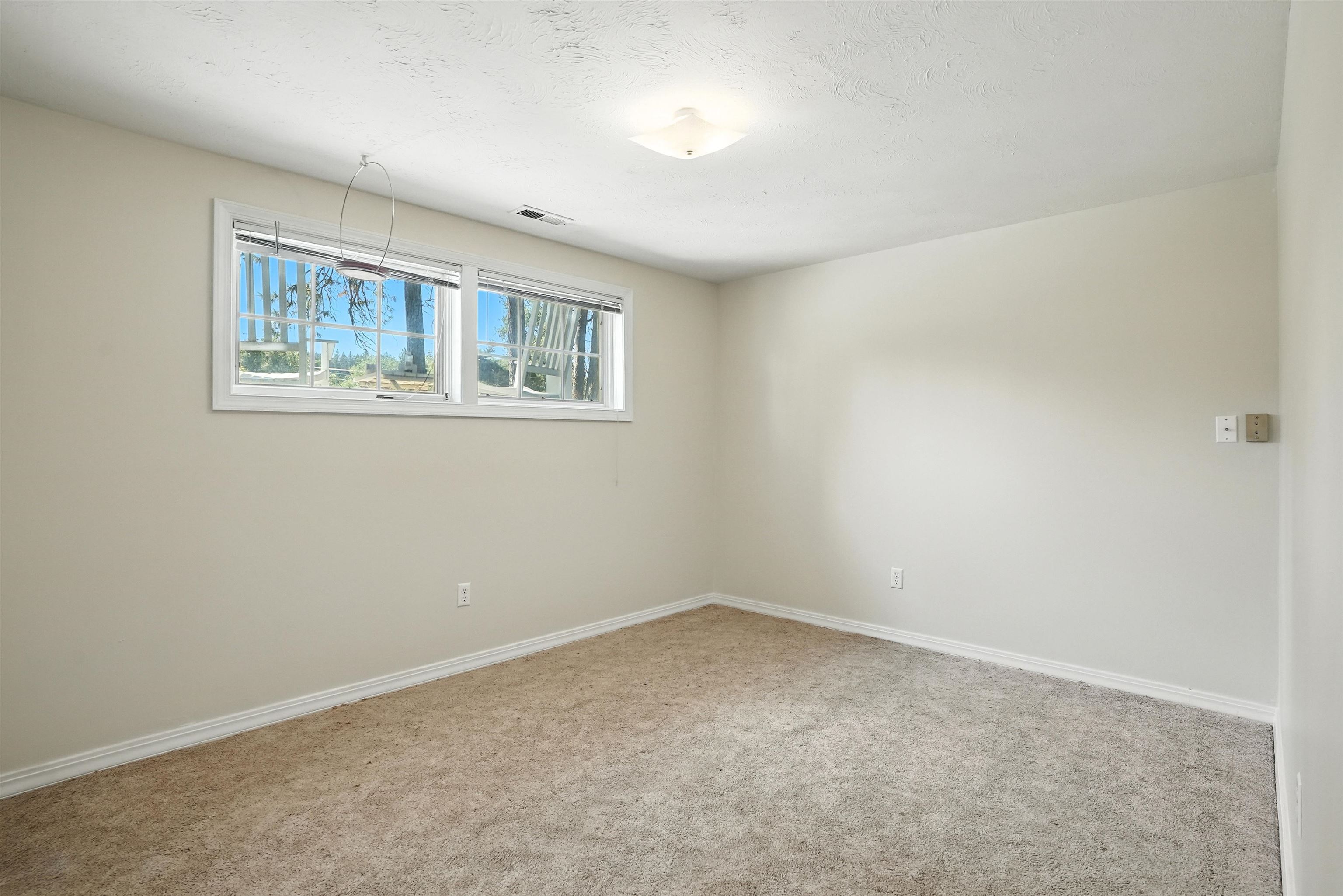 1026 W Woodway Ave - Photo 20